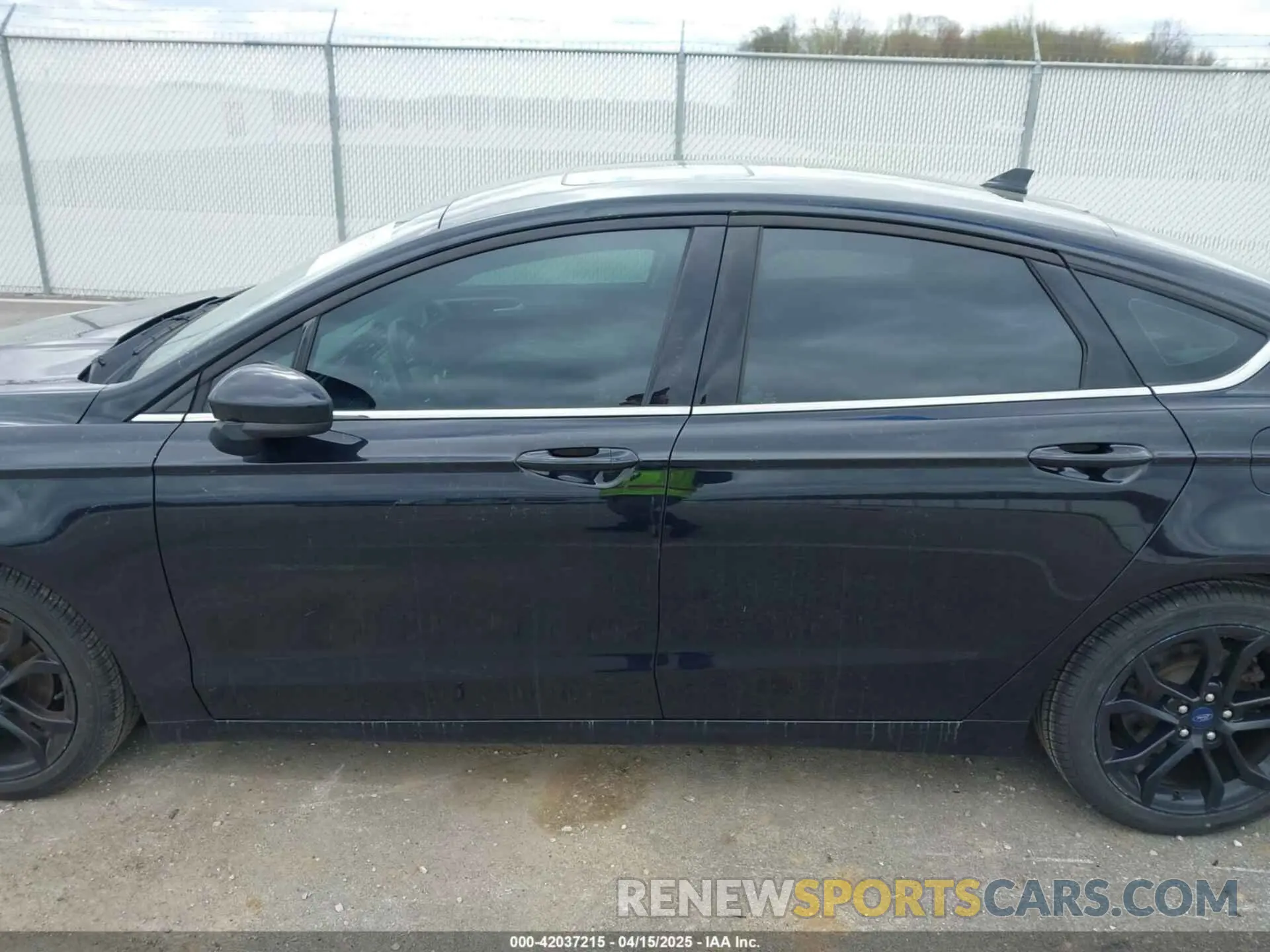 14 fotografías del automóvil dañado 3FA6P0HD7LR164398 FORD FUSION 2020