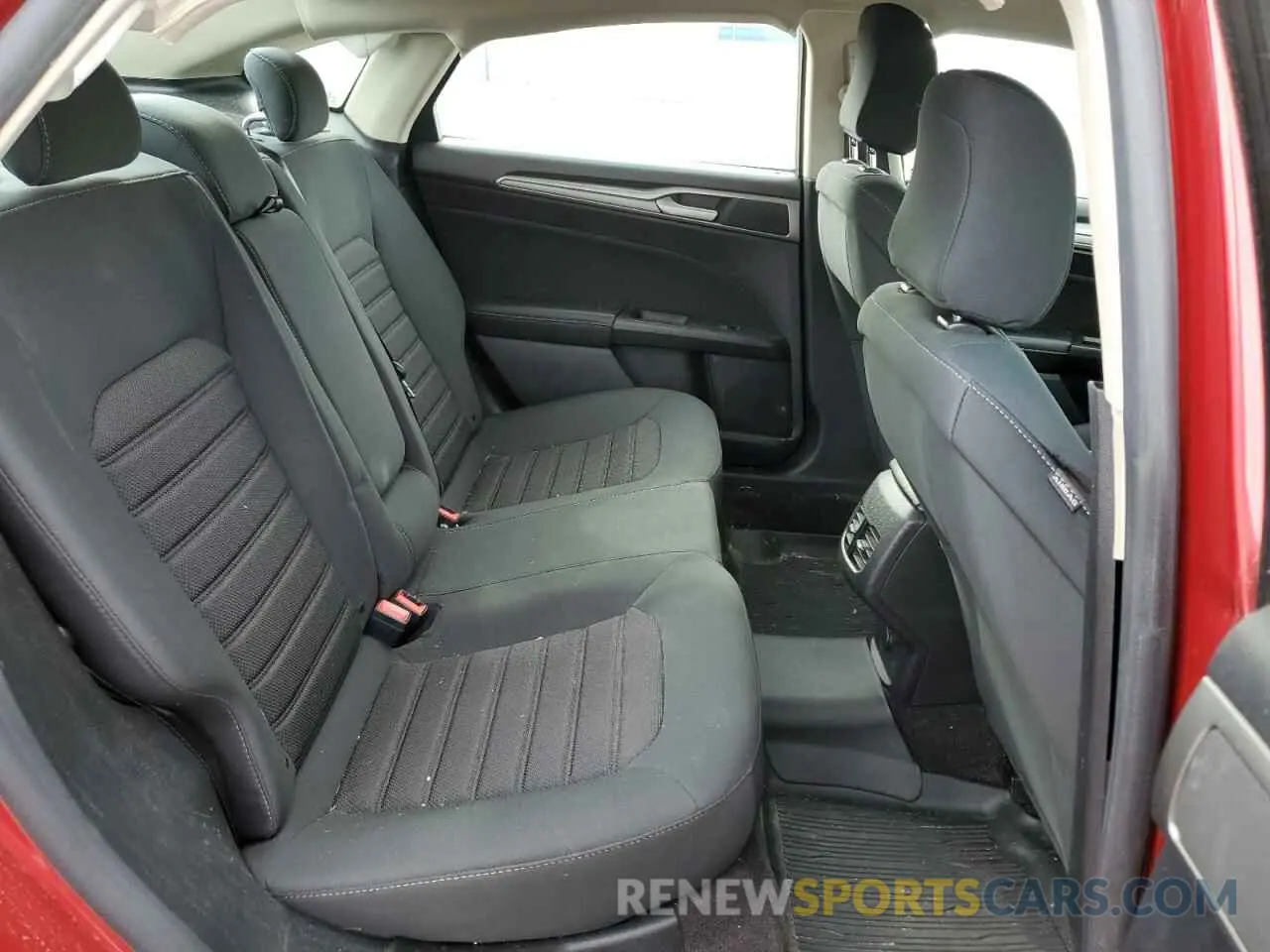 10 fotografías del automóvil dañado 3FA6P0HD7LR188068 FORD FUSION 2020