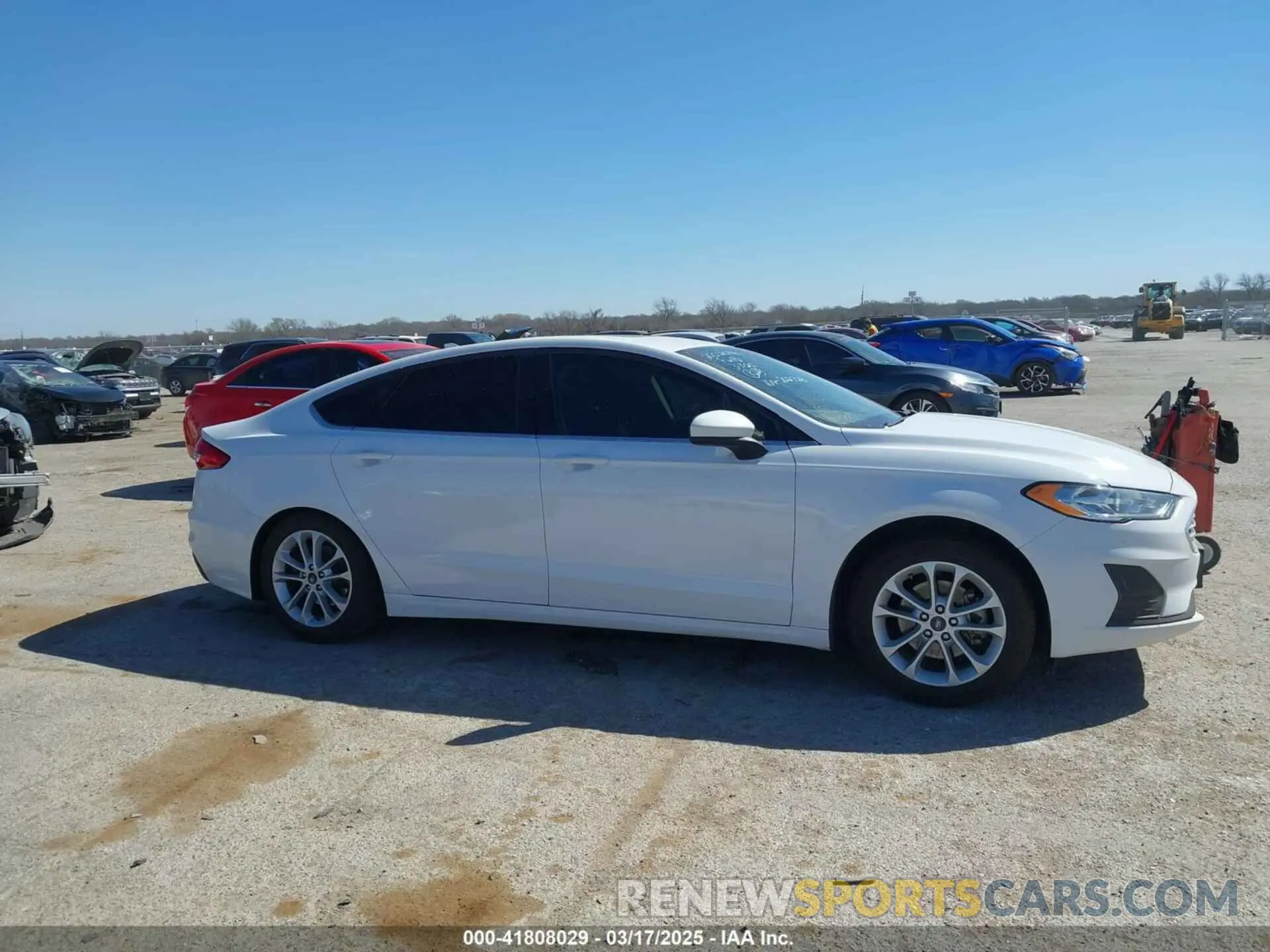 13 fotografías del automóvil dañado 3FA6P0HD7LR202728 FORD FUSION 2020