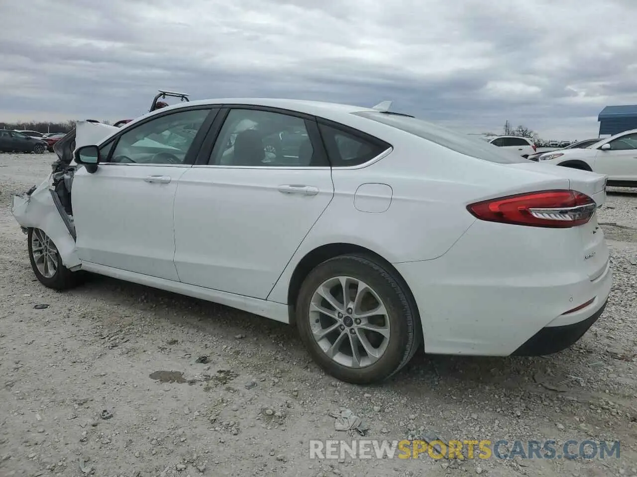 2 fotografías del automóvil dañado 3FA6P0HD7LR206004 FORD FUSION 2020