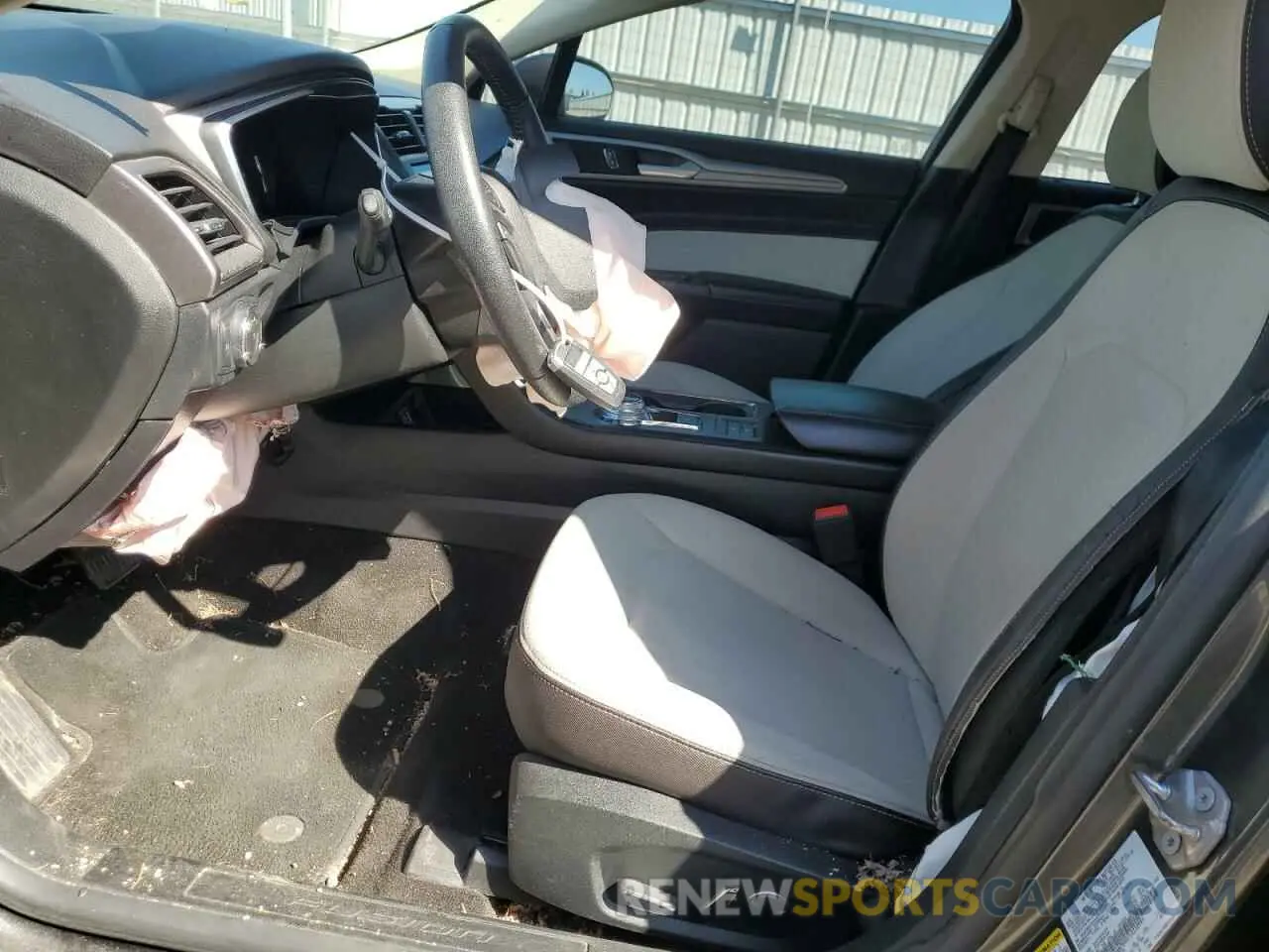 7 fotografías del automóvil dañado 3FA6P0HD7LR233994 FORD FUSION 2020