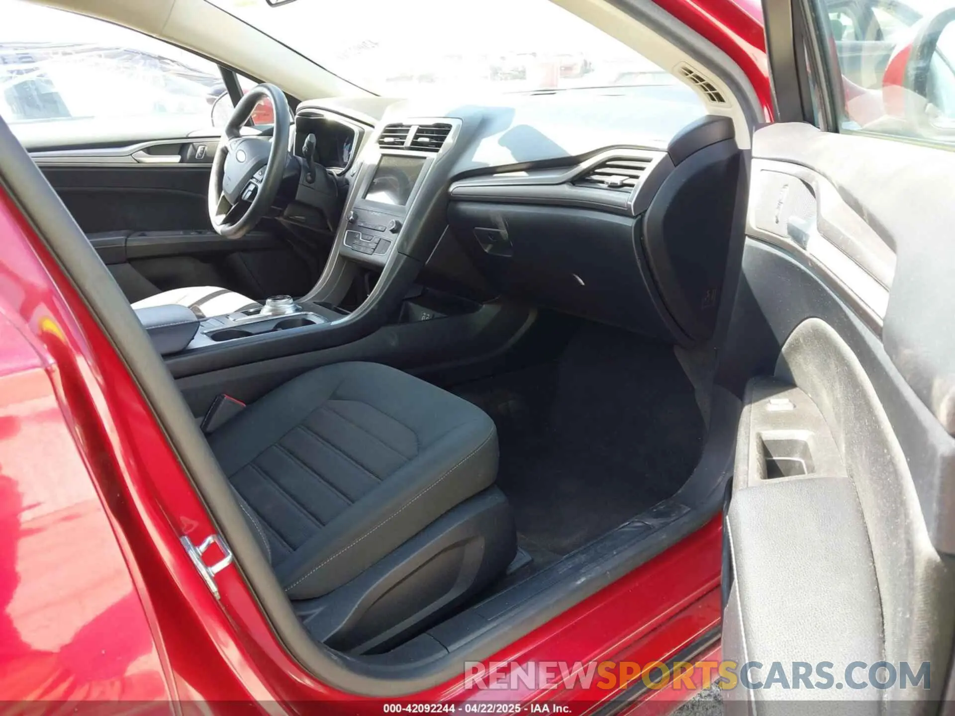 5 fotografías del automóvil dañado 3FA6P0HD8LR104422 FORD FUSION 2020