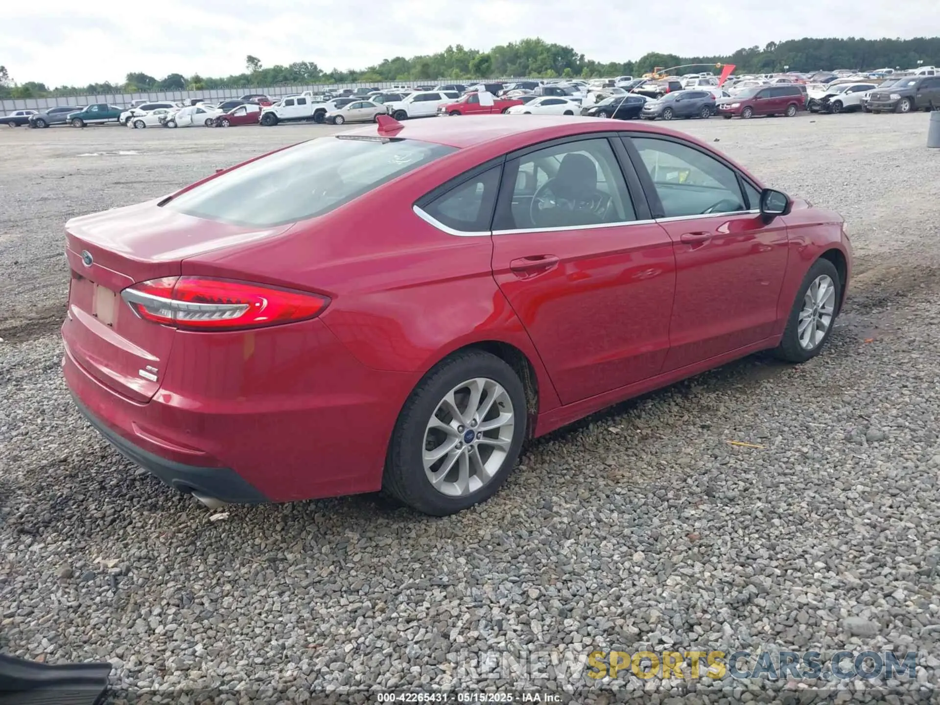 4 fotografías del automóvil dañado 3FA6P0HD8LR107403 FORD FUSION 2020