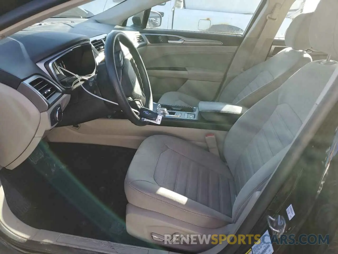7 fotografías del automóvil dañado 3FA6P0HD8LR195384 FORD FUSION 2020