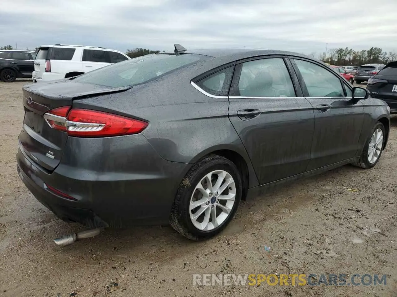 3 fotografías del automóvil dañado 3FA6P0HD8LR201216 FORD FUSION 2020