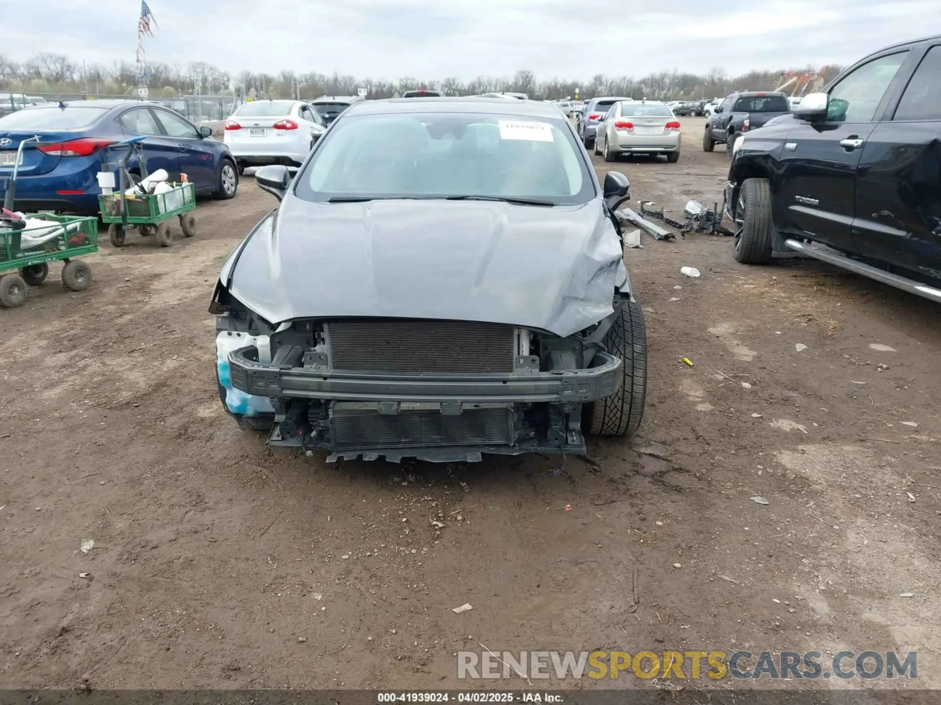 13 fotografías del automóvil dañado 3FA6P0HD8LR257138 FORD FUSION 2020
