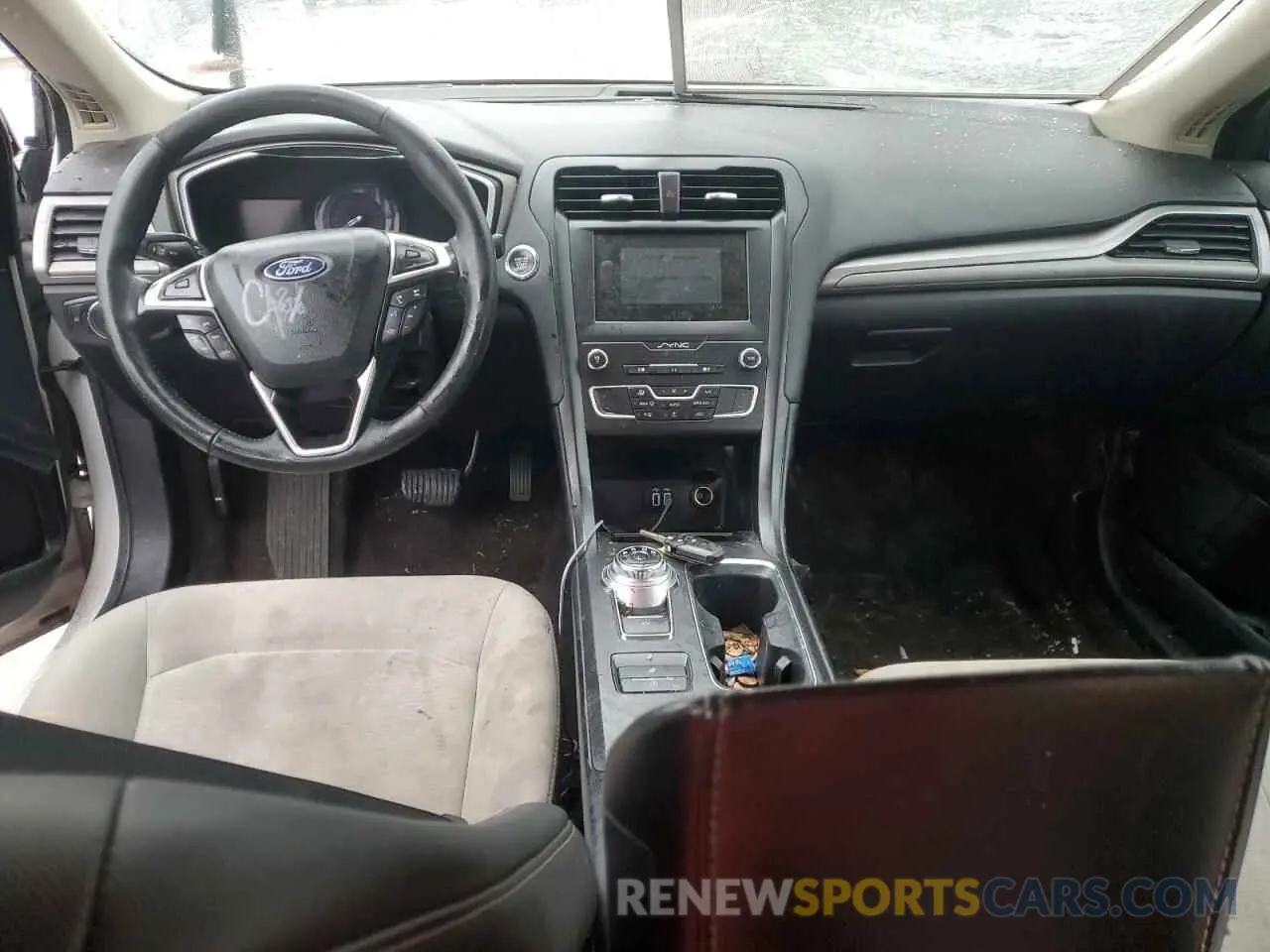 8 fotografías del automóvil dañado 3FA6P0HD9LR232748 FORD FUSION 2020