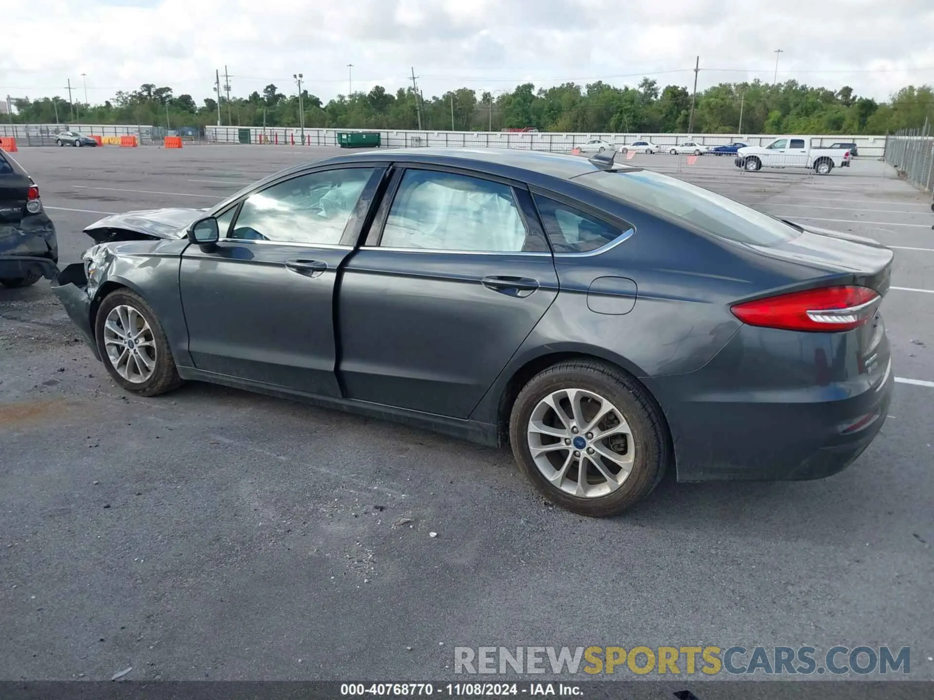 14 fotografías del automóvil dañado 3FA6P0HD9LR235200 FORD FUSION 2020