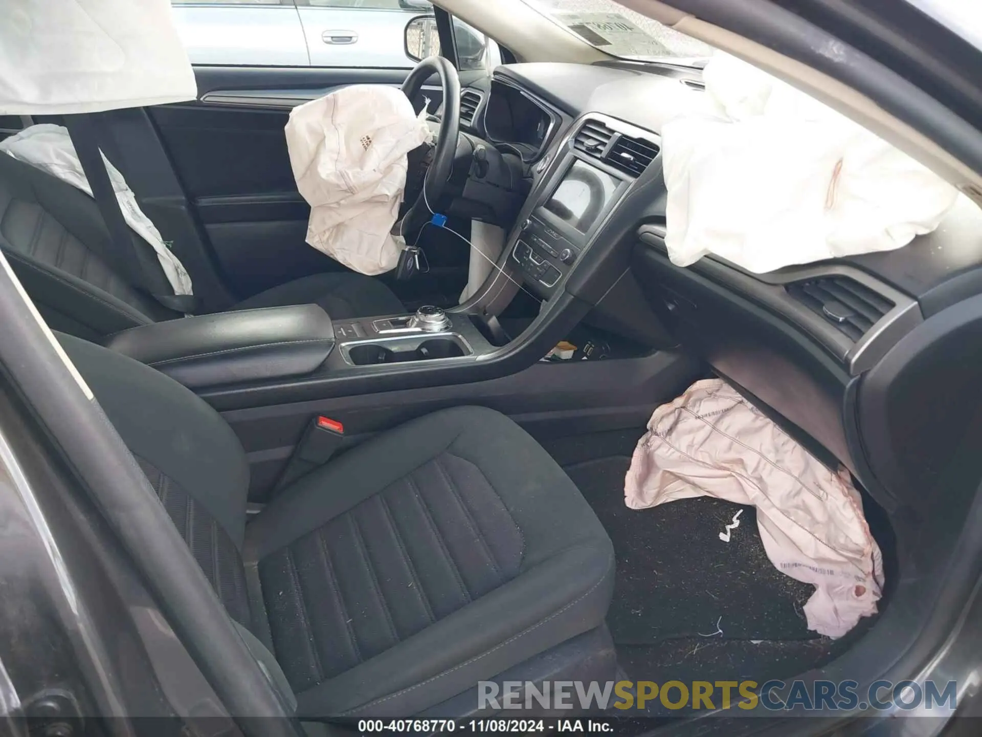 5 fotografías del automóvil dañado 3FA6P0HD9LR235200 FORD FUSION 2020