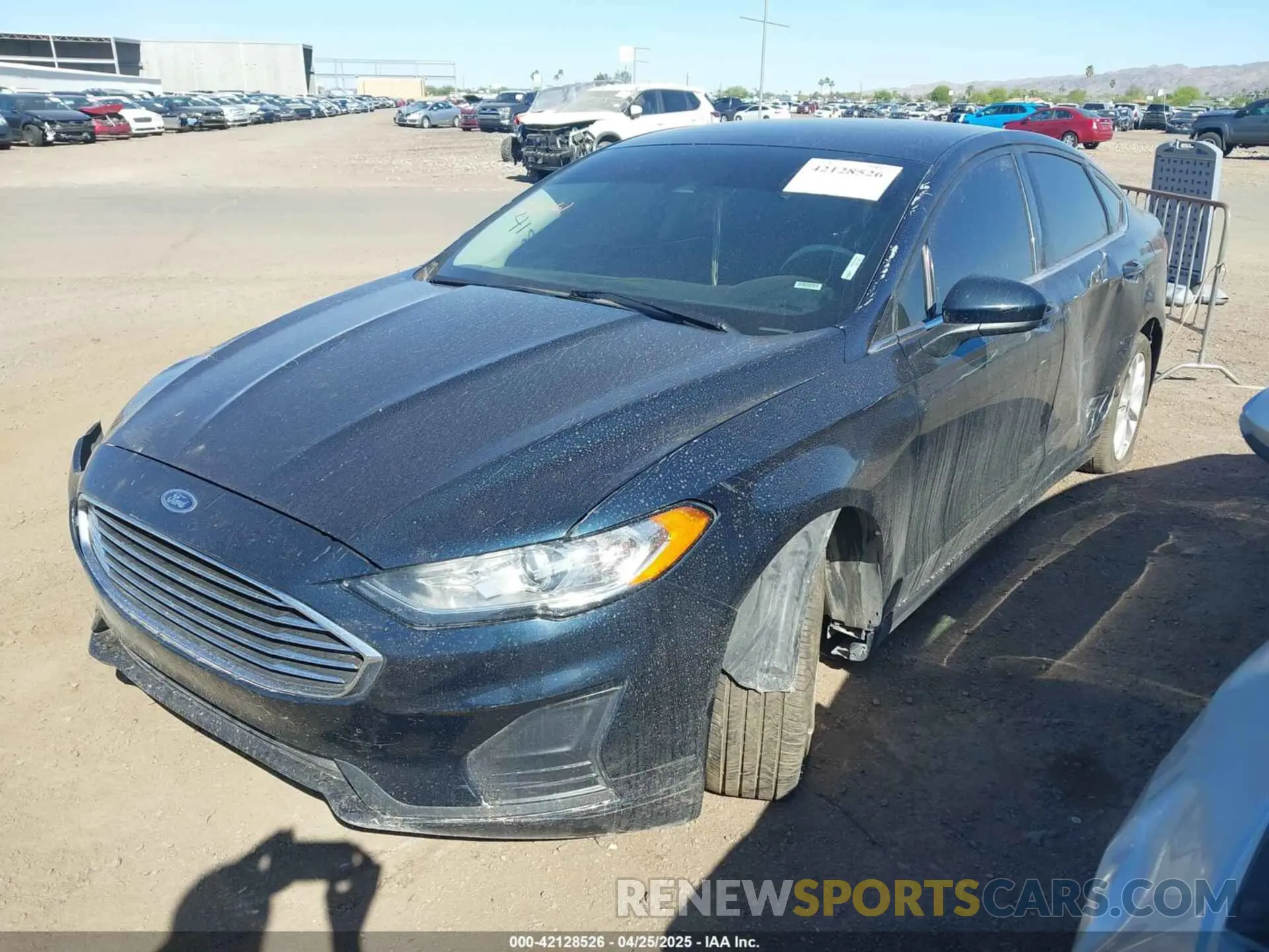 2 fotografías del automóvil dañado 3FA6P0HDXLR168137 FORD FUSION 2020