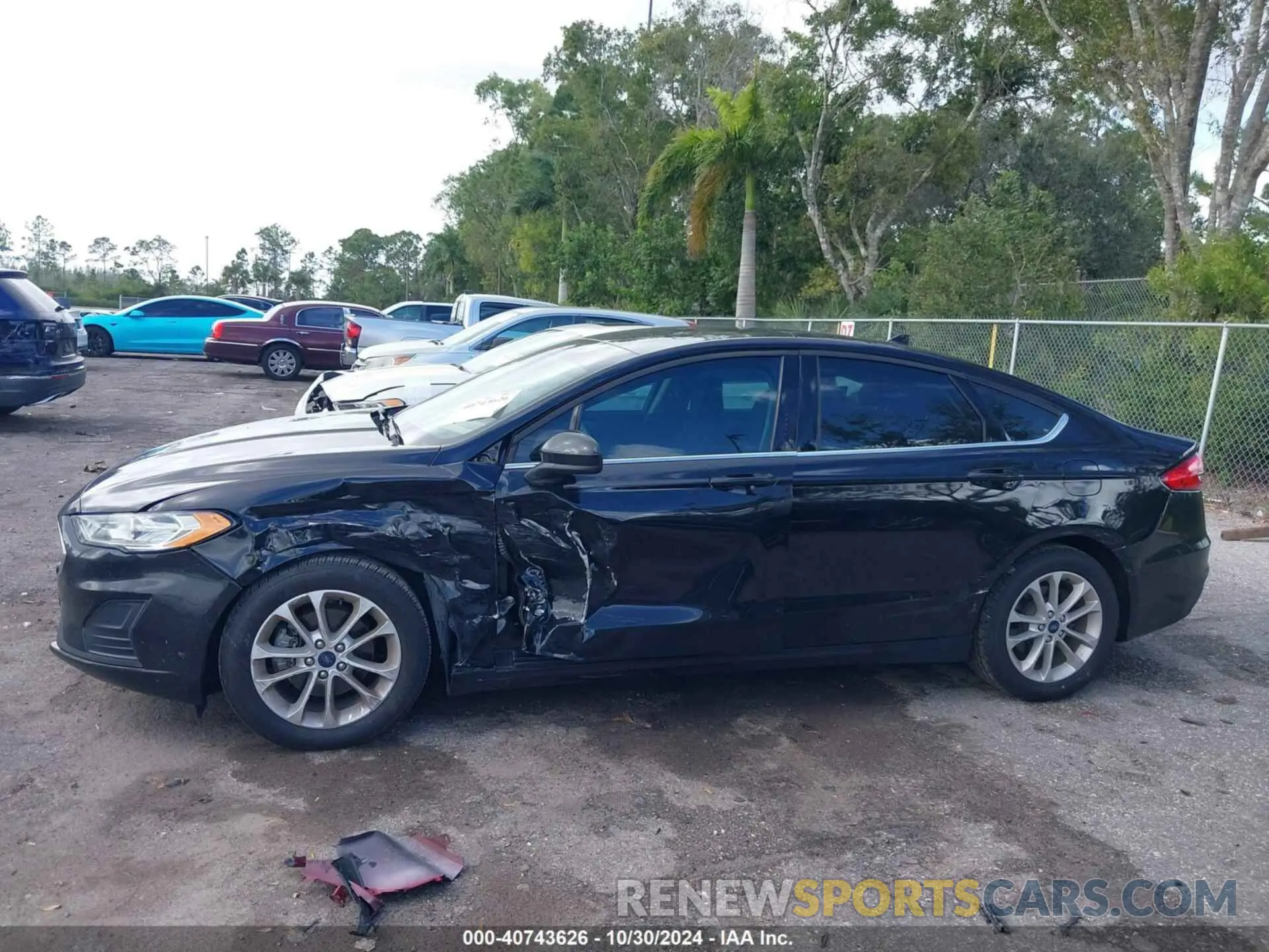 14 fotografías del automóvil dañado 3FA6P0HDXLR170082 FORD FUSION 2020