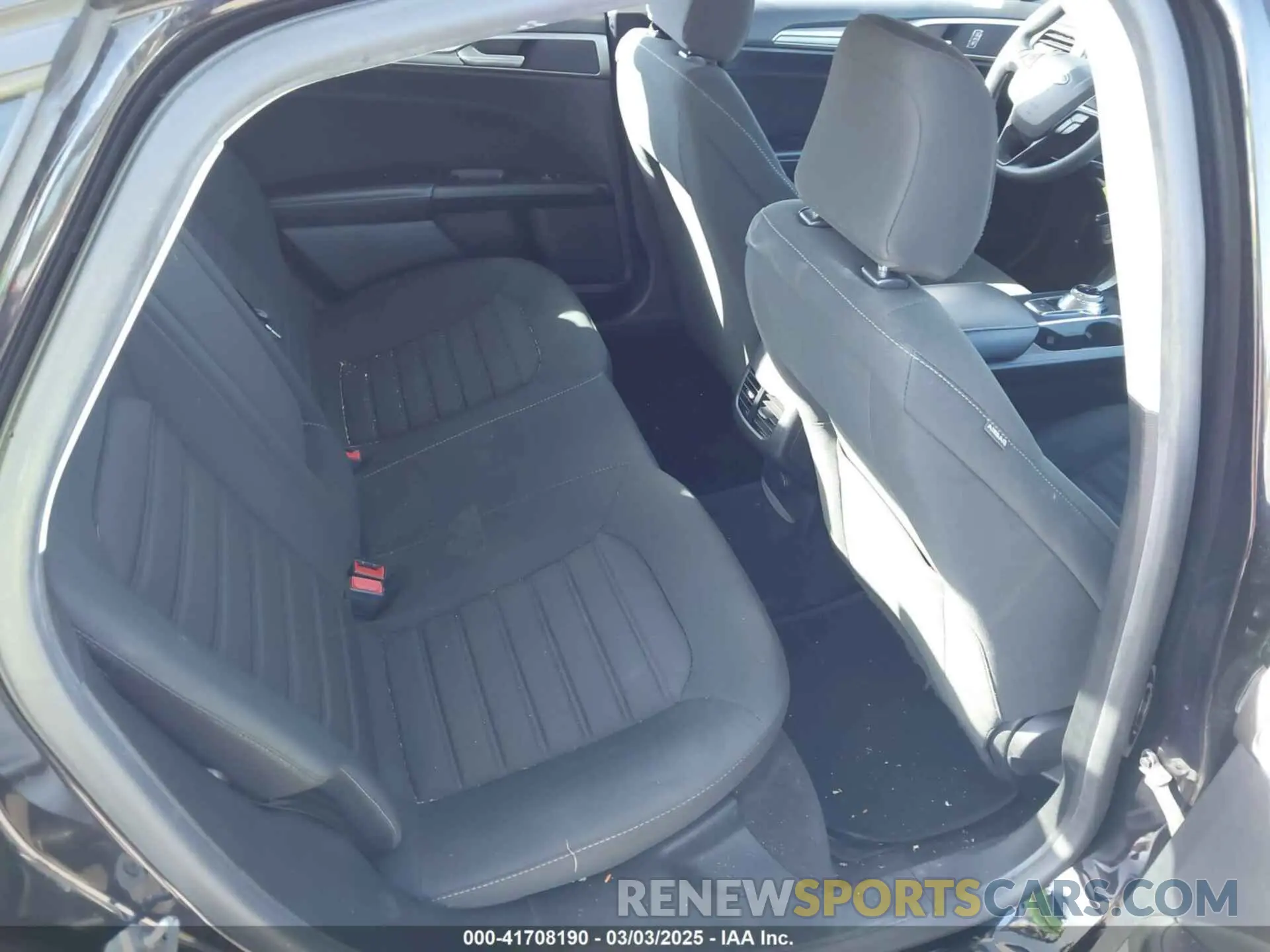 8 fotografías del automóvil dañado 3FA6P0HDXLR171801 FORD FUSION 2020