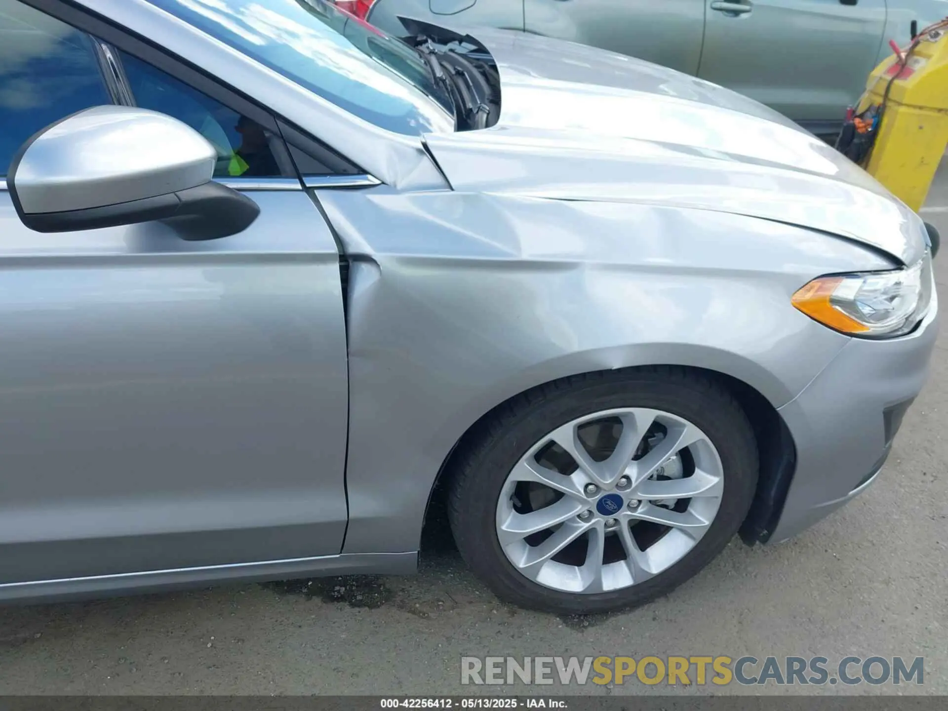 19 fotografías del automóvil dañado 3FA6P0HDXLR221578 FORD FUSION 2020