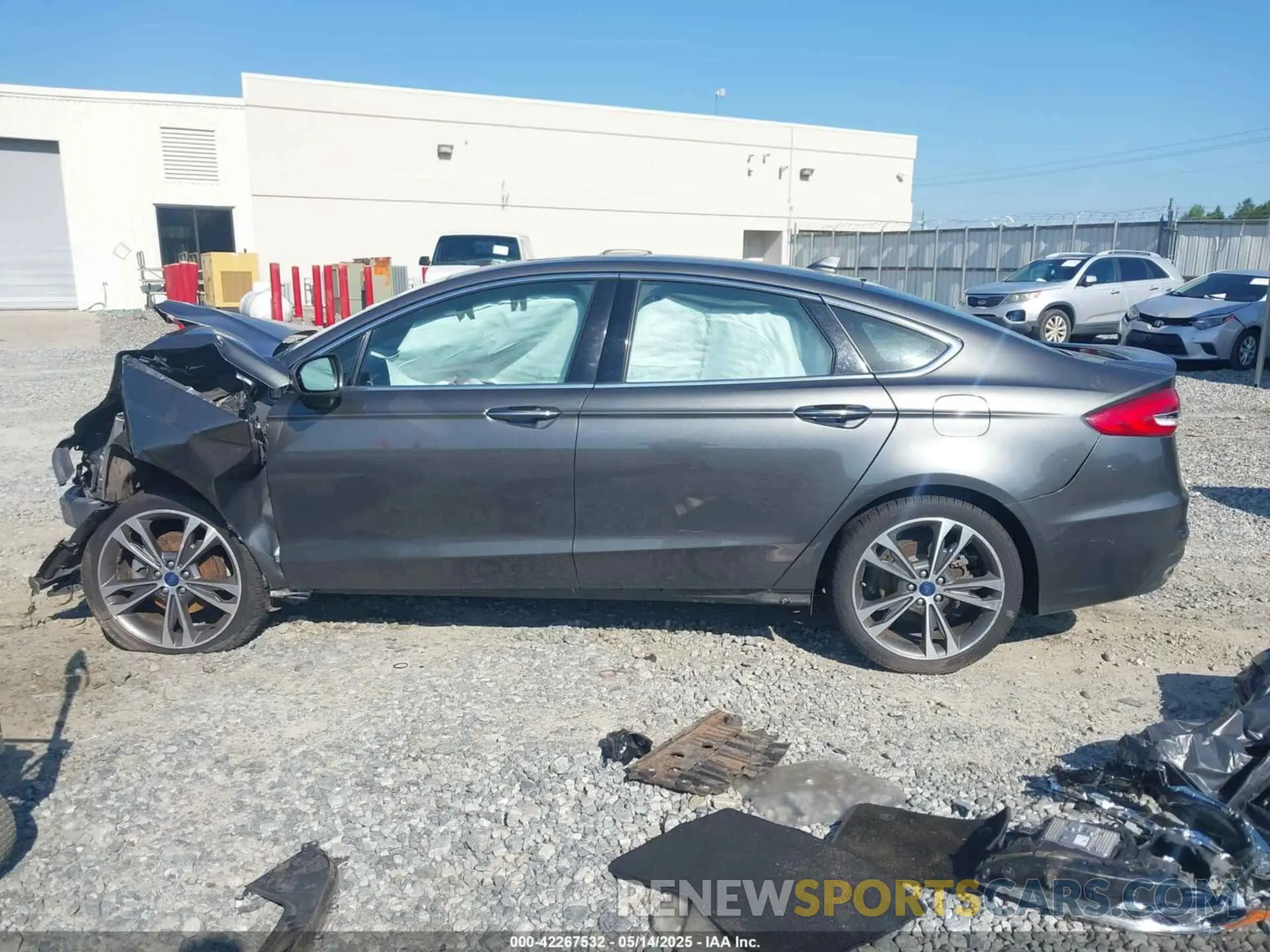 14 fotografías del automóvil dañado 3FA6P0K91LR175109 FORD FUSION 2020