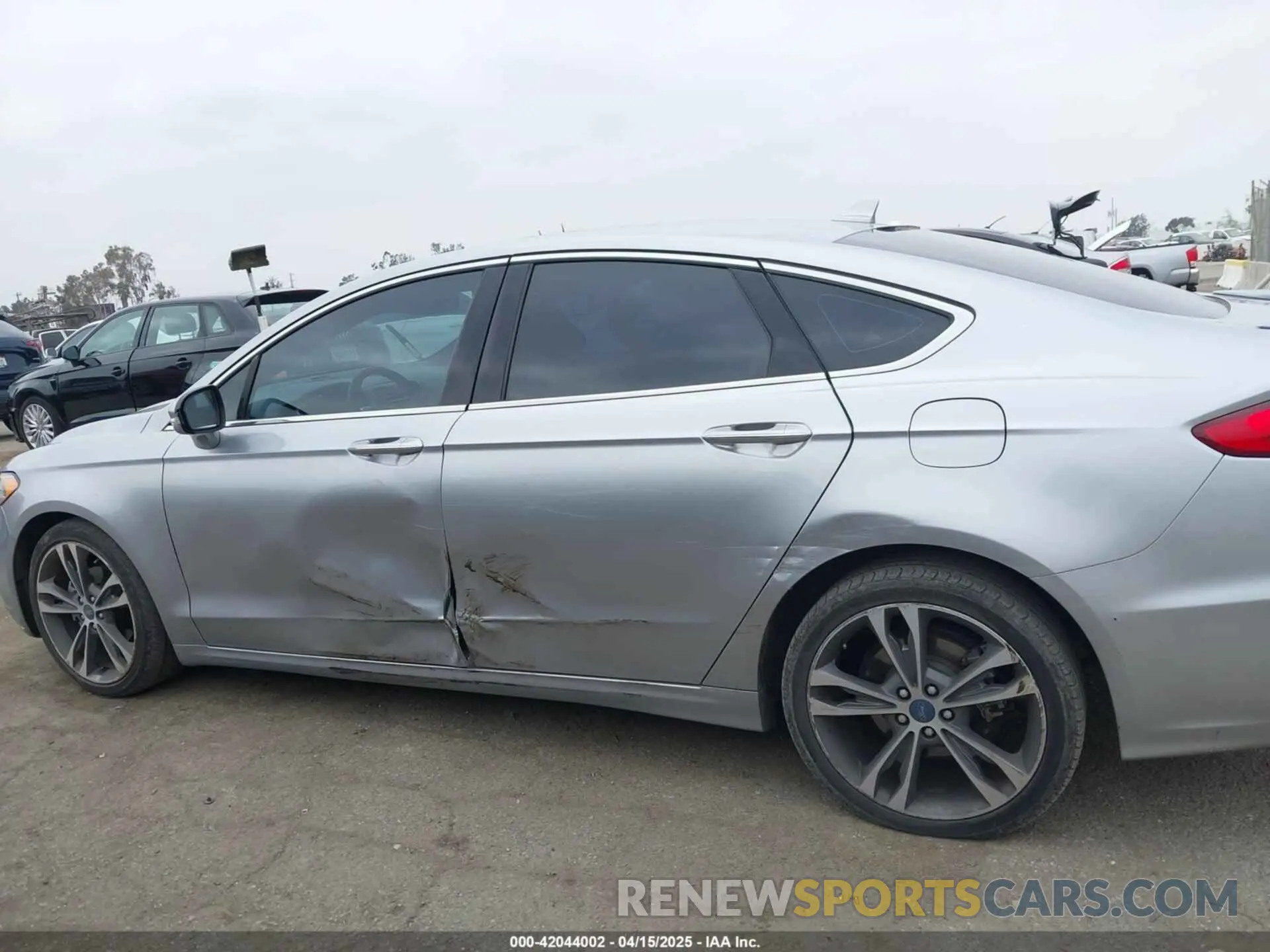 14 fotografías del automóvil dañado 3FA6P0K99LR137840 FORD FUSION 2020