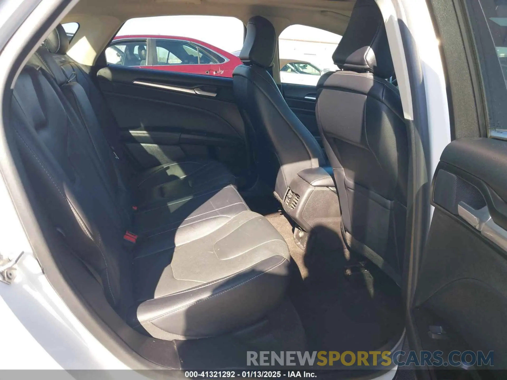 8 fotografías del automóvil dañado 3FA6P0K9XLR131657 FORD FUSION 2020