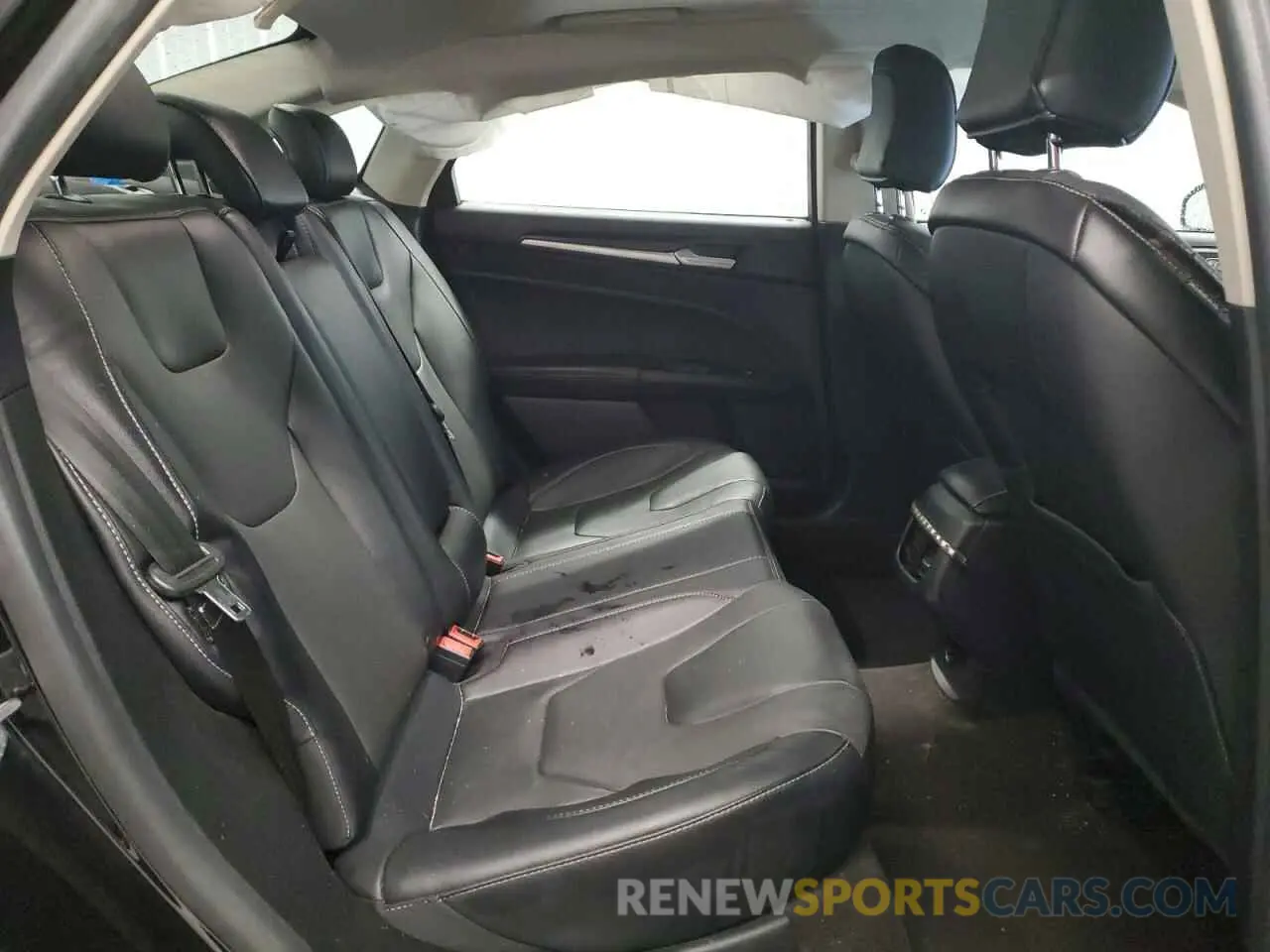 10 fotografías del automóvil dañado 3FA6P0K9XLR192247 FORD FUSION 2020