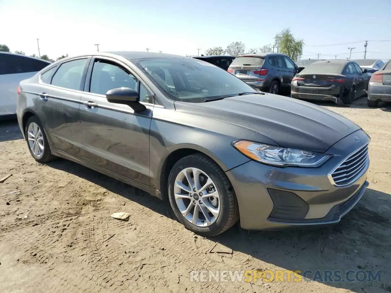 4 fotografías del automóvil dañado 3FA6P0LU0LR258405 FORD FUSION 2020