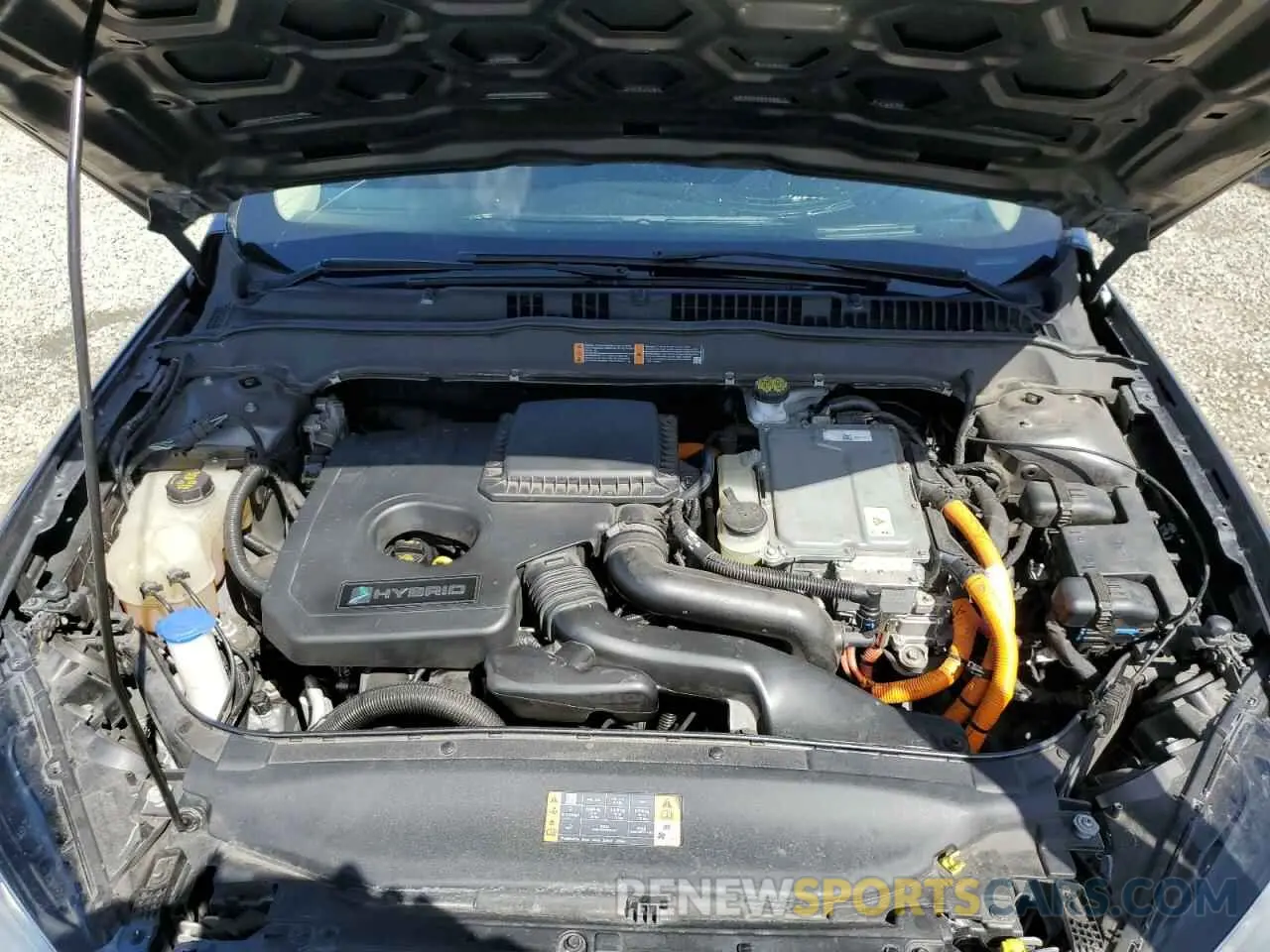 11 fotografías del automóvil dañado 3FA6P0LU0LR265614 FORD FUSION 2020