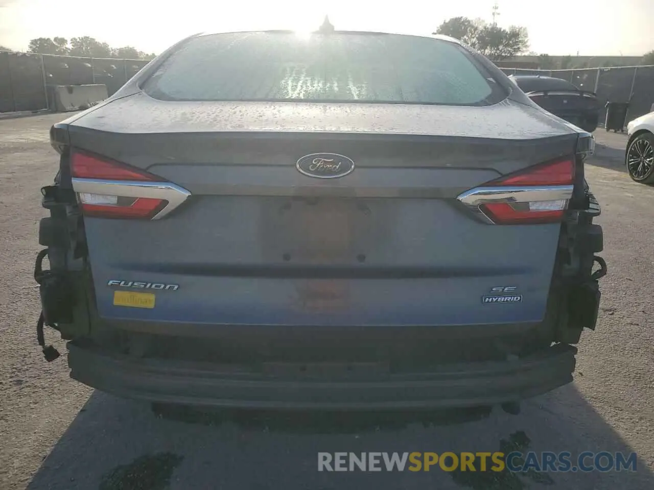 6 fotografías del automóvil dañado 3FA6P0LU1LR266397 FORD FUSION 2020