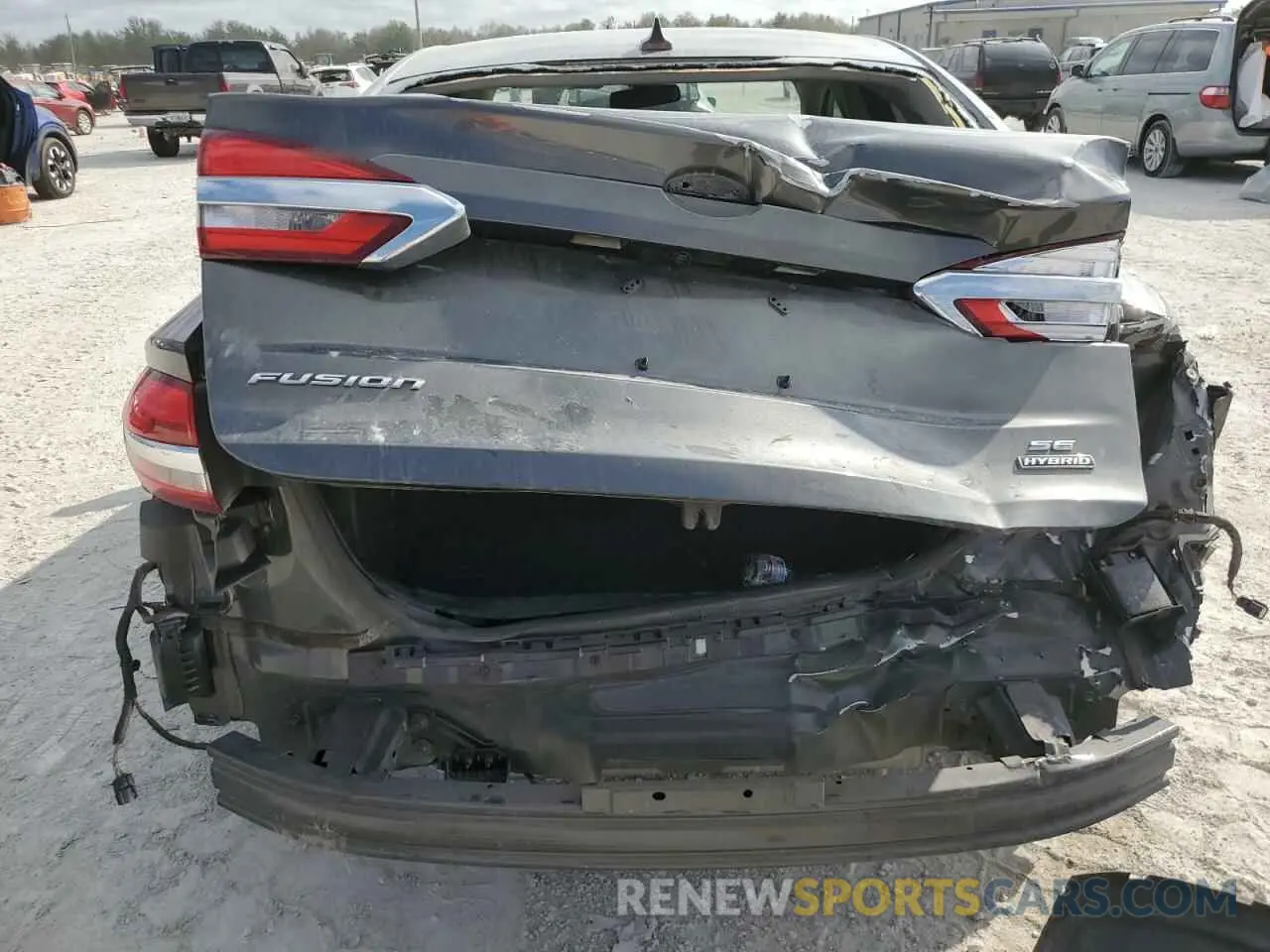 6 fotografías del automóvil dañado 3FA6P0LU2LR161349 FORD FUSION 2020