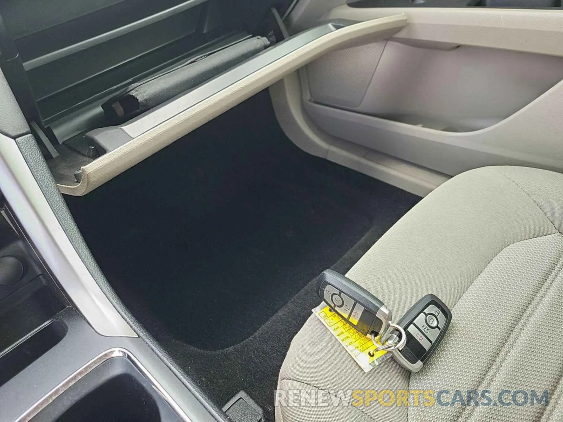 18 fotografías del automóvil dañado 3FA6P0LU3LR173414 FORD FUSION 2020
