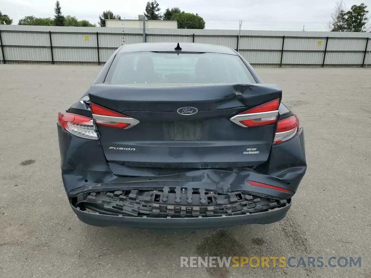 6 fotografías del automóvil dañado 3FA6P0LU3LR189922 FORD FUSION 2020
