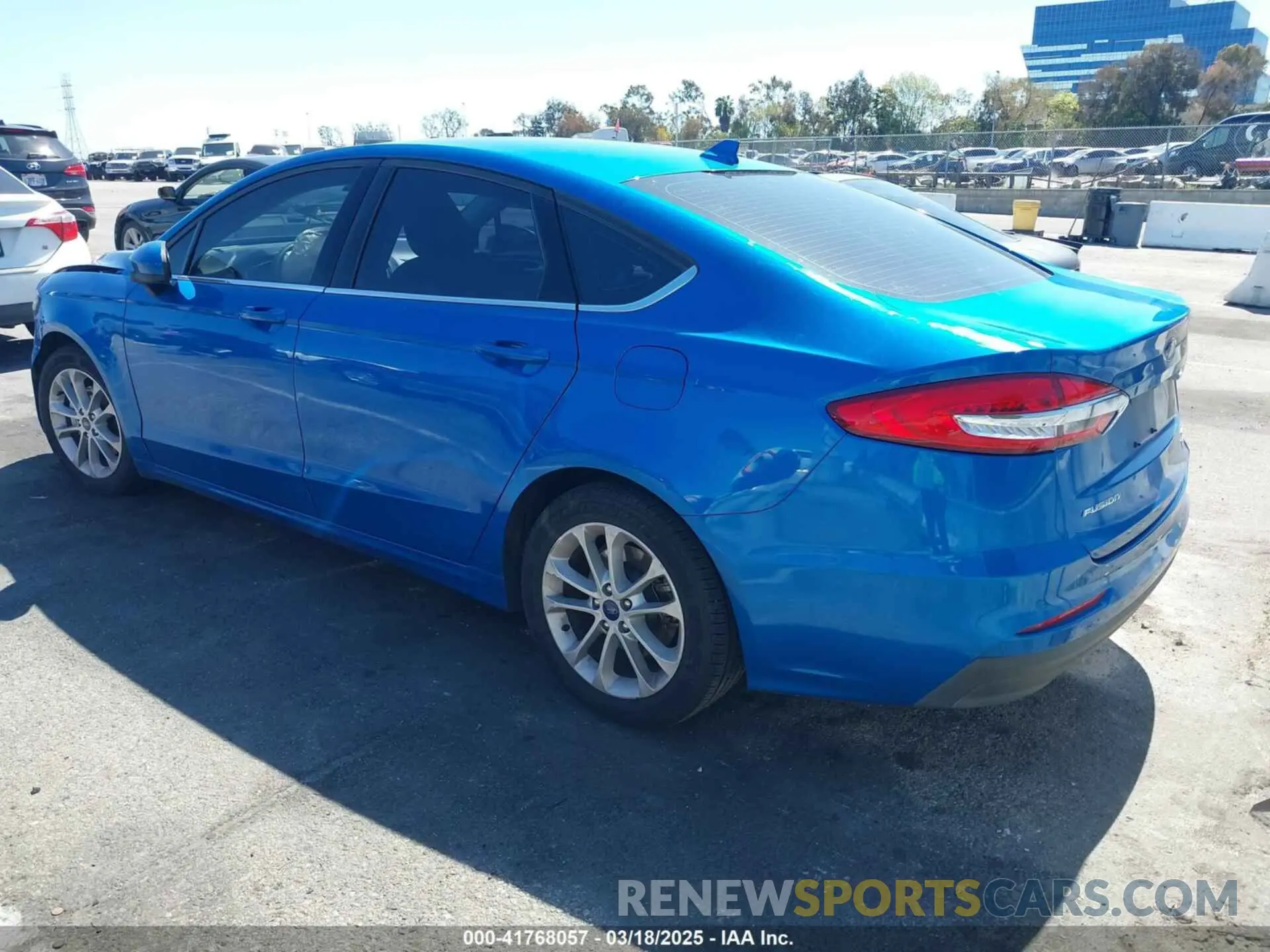 3 fotografías del automóvil dañado 3FA6P0LU3LR215130 FORD FUSION 2020