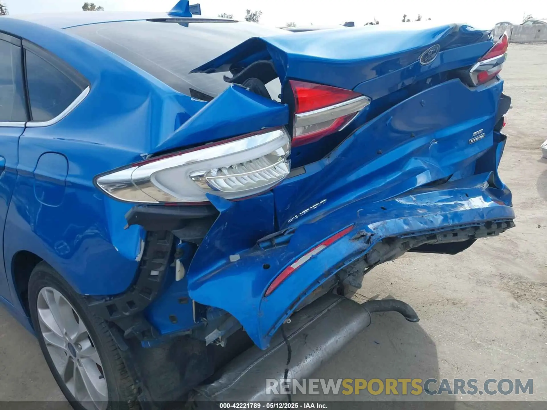 6 fotografías del automóvil dañado 3FA6P0LU3LR233370 FORD FUSION 2020
