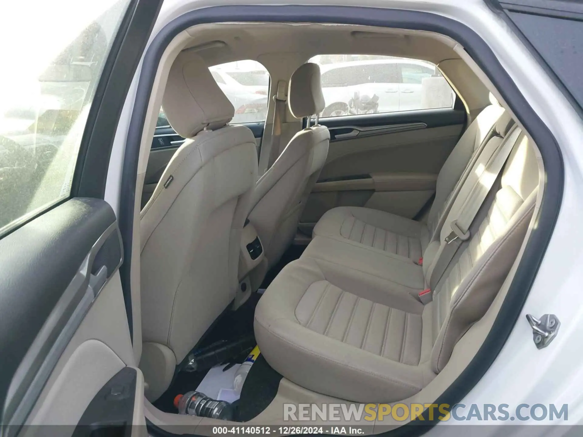 8 fotografías del automóvil dañado 3FA6P0LU3LR242375 FORD FUSION 2020