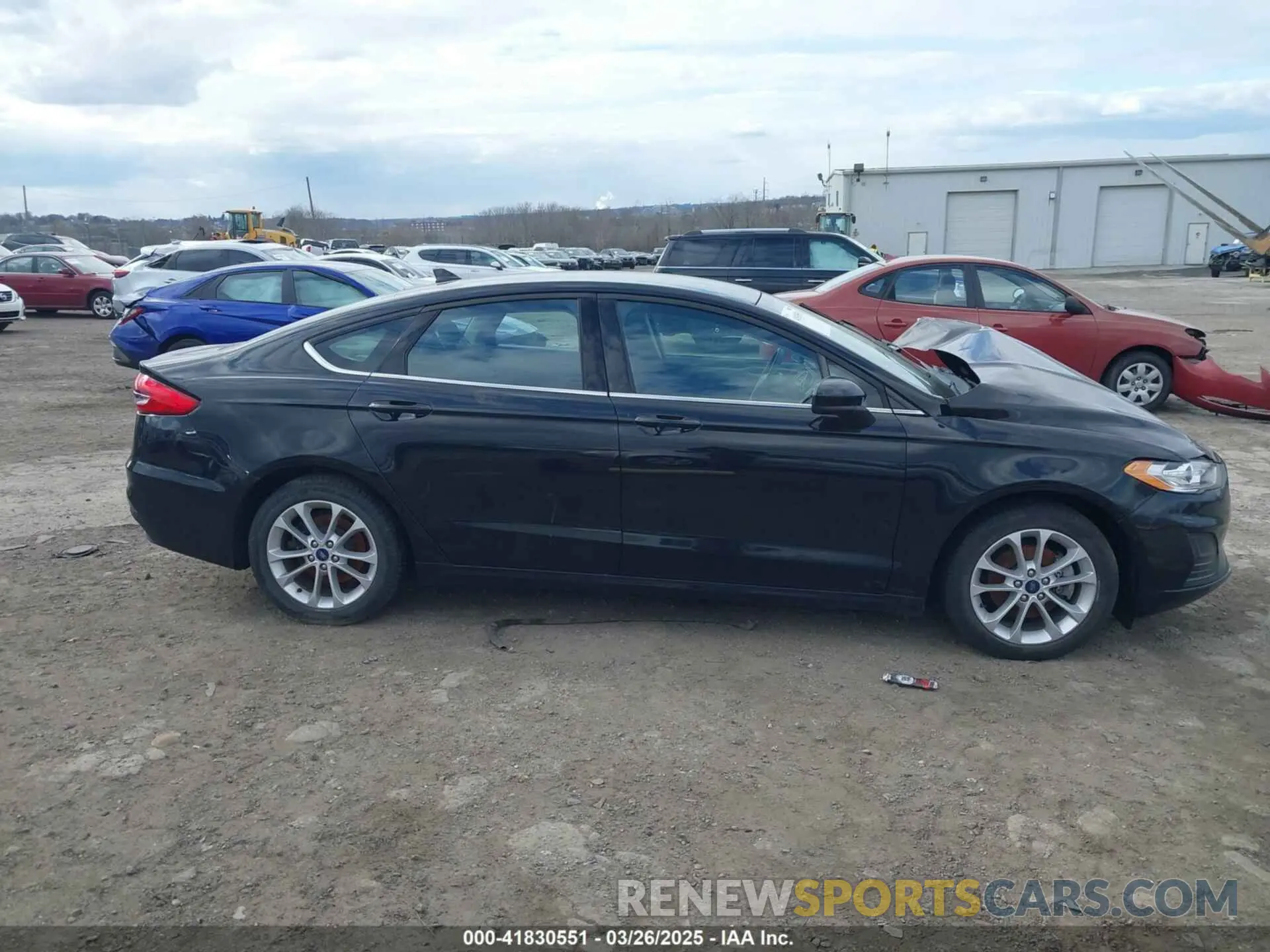 13 fotografías del automóvil dañado 3FA6P0LU4LR140390 FORD FUSION 2020