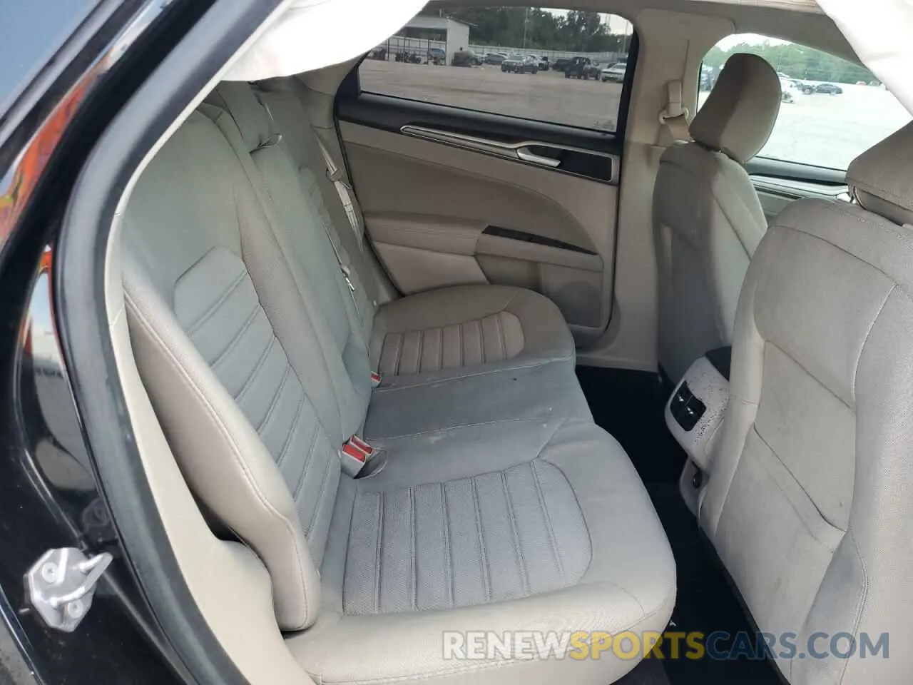 10 fotografías del automóvil dañado 3FA6P0LU4LR215248 FORD FUSION 2020
