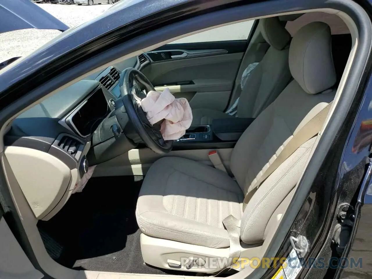 7 fotografías del automóvil dañado 3FA6P0LU4LR215248 FORD FUSION 2020