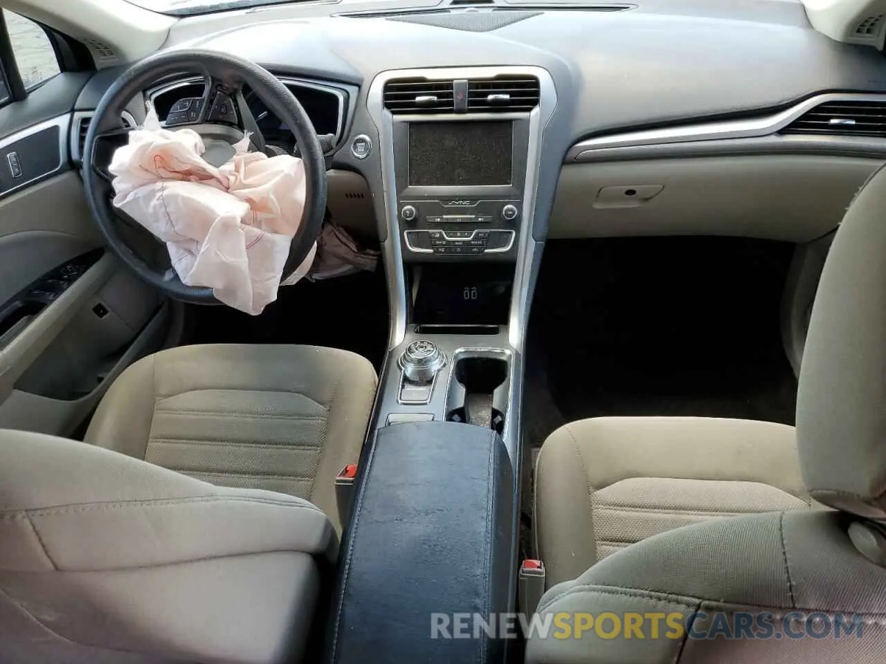 8 fotografías del automóvil dañado 3FA6P0LU4LR215248 FORD FUSION 2020