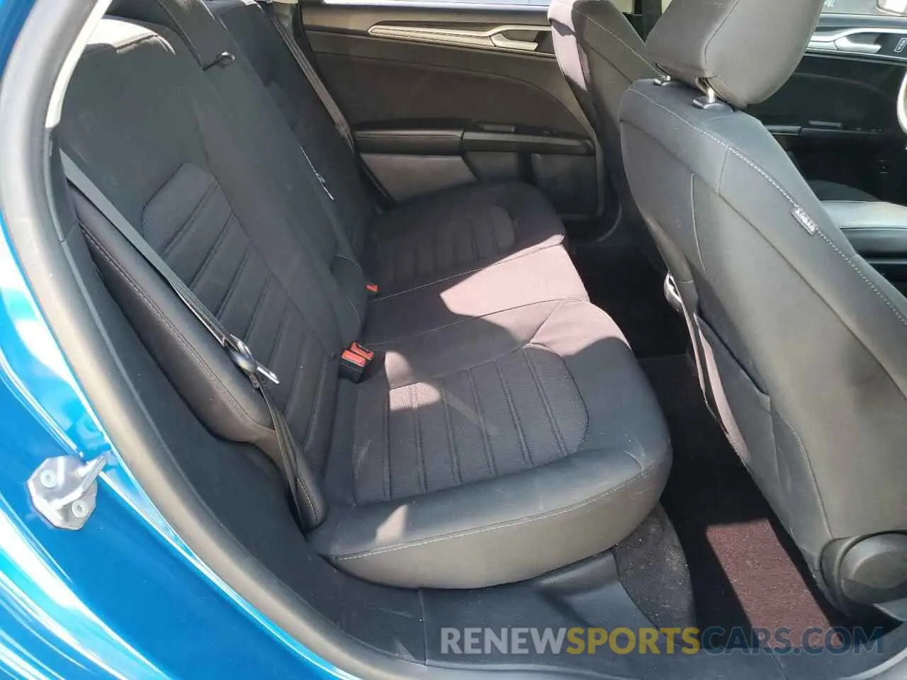 11 fotografías del automóvil dañado 3FA6P0LU5LR266421 FORD FUSION 2020