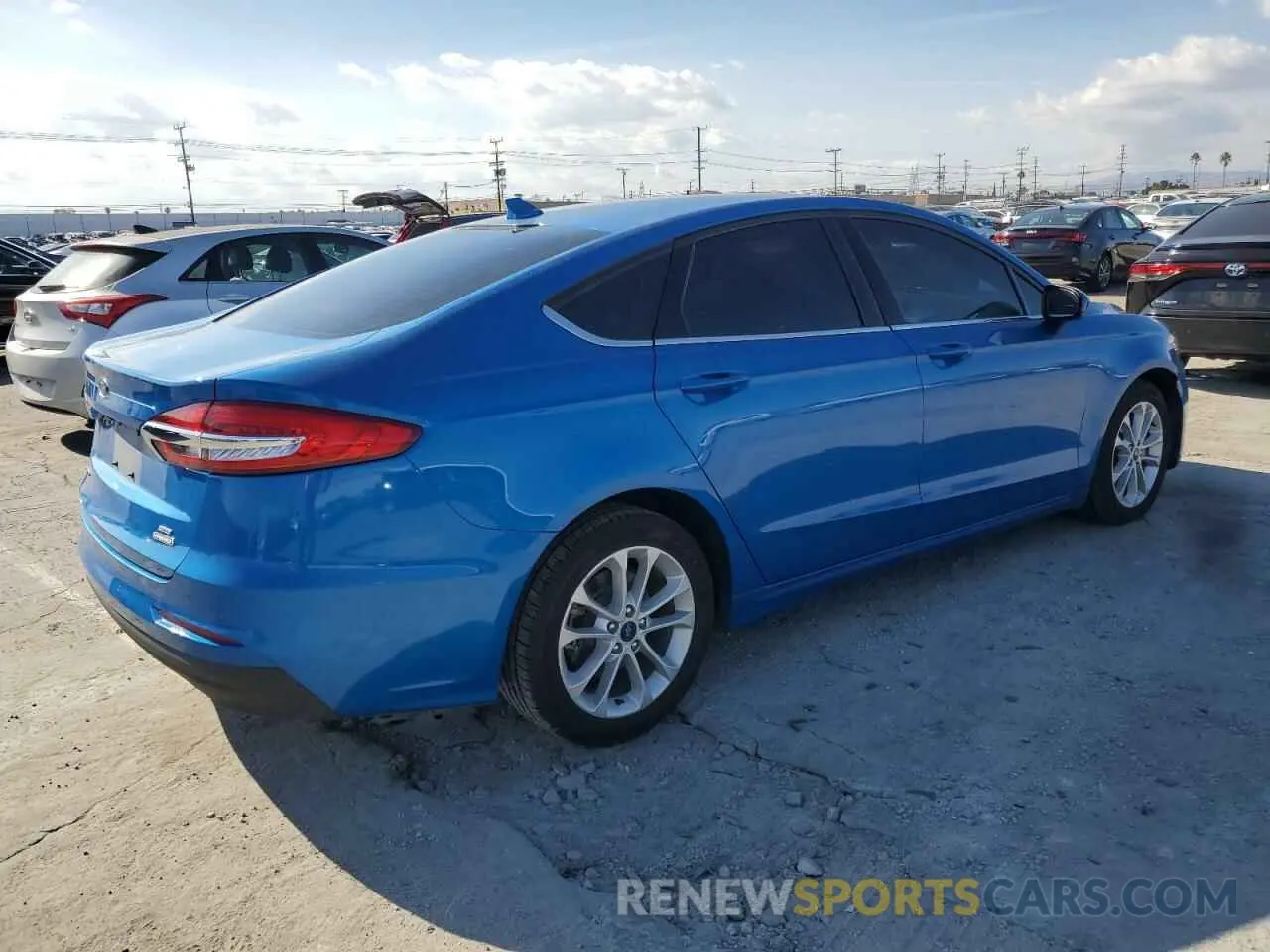 3 fotografías del automóvil dañado 3FA6P0LU5LR266421 FORD FUSION 2020