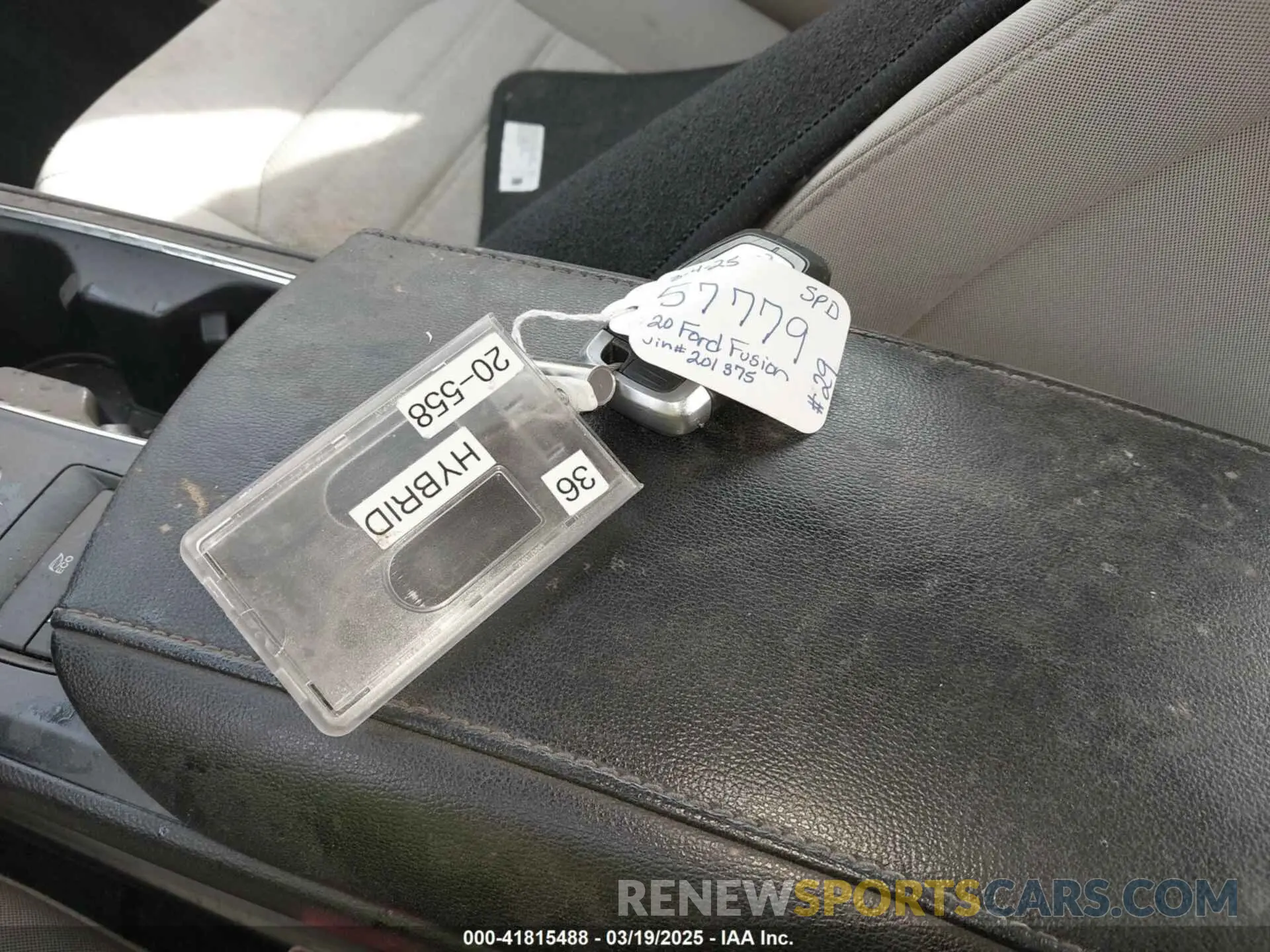 11 fotografías del automóvil dañado 3FA6P0LU7LR201375 FORD FUSION 2020