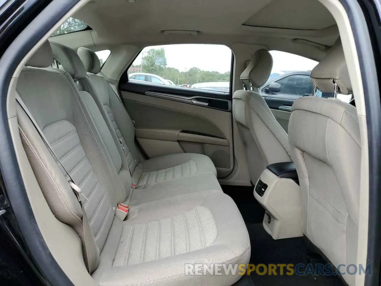 10 fotografías del automóvil dañado 3FA6P0LU8LR104881 FORD FUSION 2020