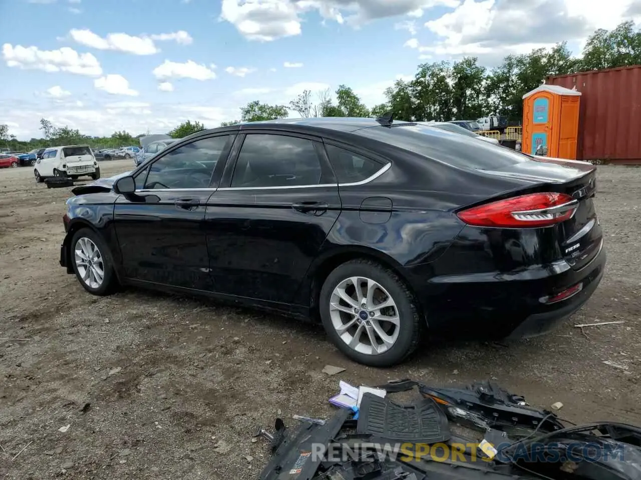 2 fotografías del automóvil dañado 3FA6P0LU8LR104881 FORD FUSION 2020