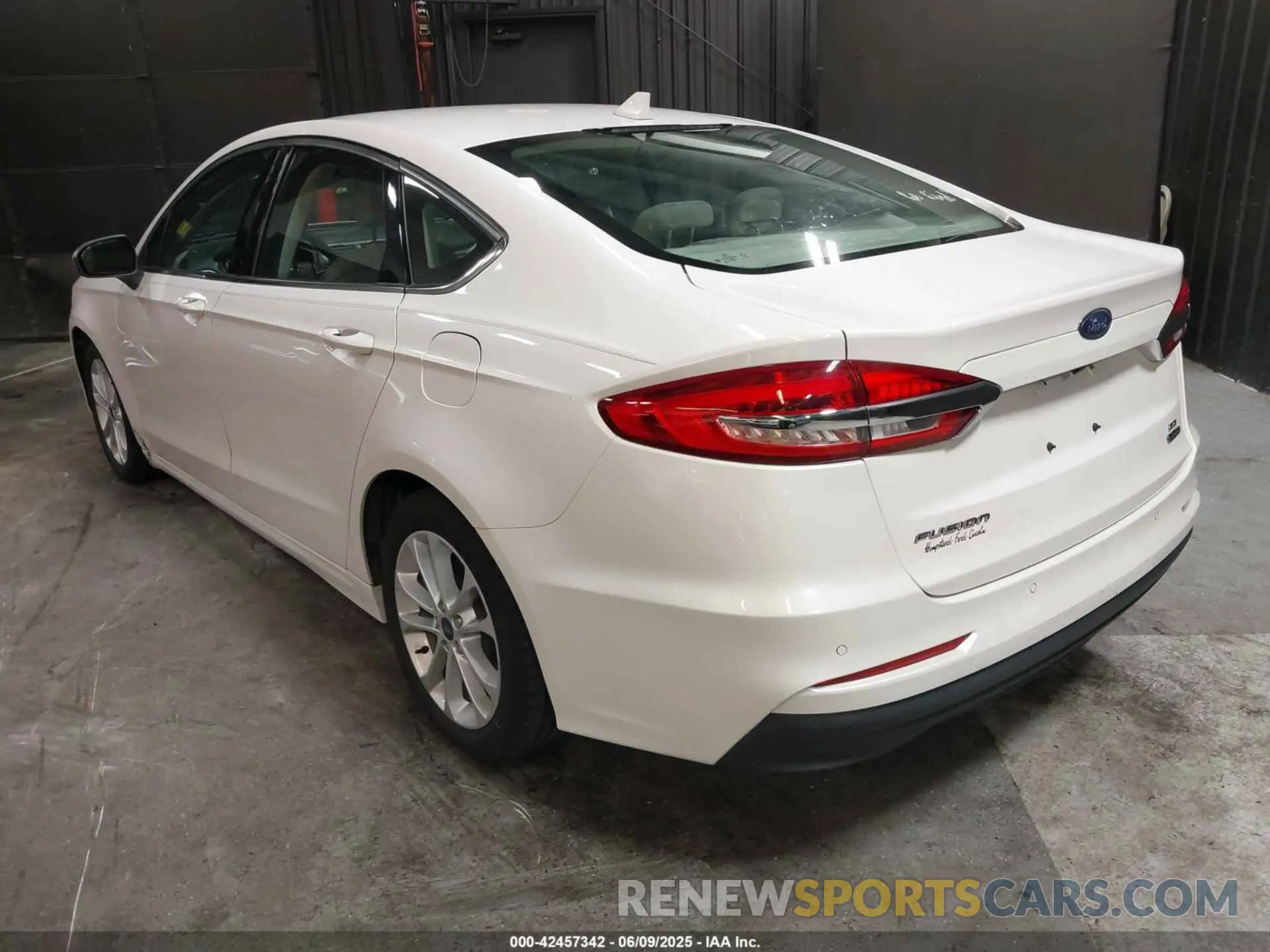 3 fotografías del automóvil dañado 3FA6P0LU8LR142370 FORD FUSION 2020