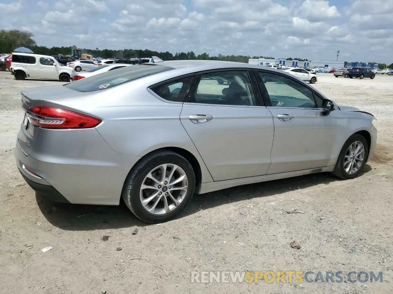 3 fotografías del automóvil dañado 3FA6P0LU8LR142692 FORD FUSION 2020