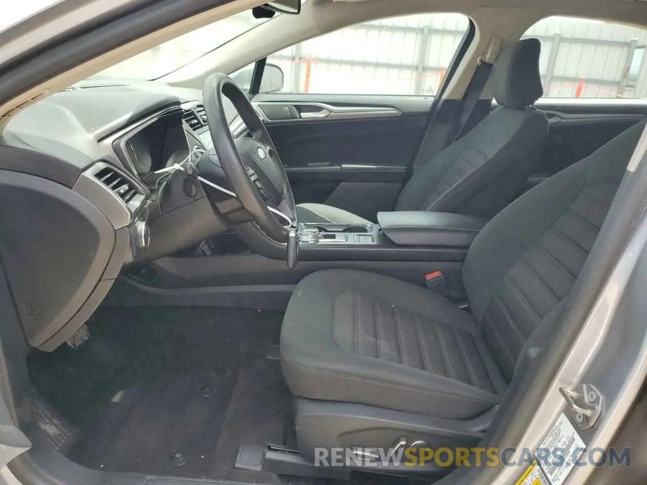 7 fotografías del automóvil dañado 3FA6P0LU8LR142692 FORD FUSION 2020