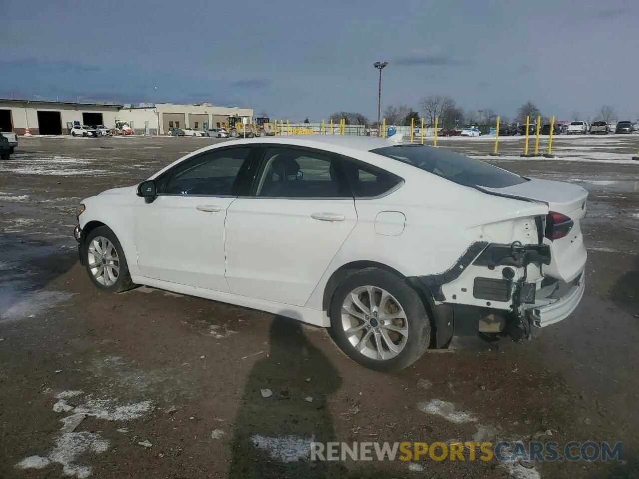2 fotografías del automóvil dañado 3FA6P0LU8LR214376 FORD FUSION 2020