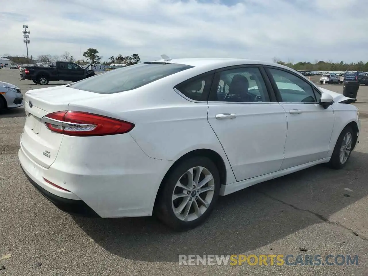 3 fotografías del automóvil dañado 3FA6P0LU8LR223692 FORD FUSION 2020