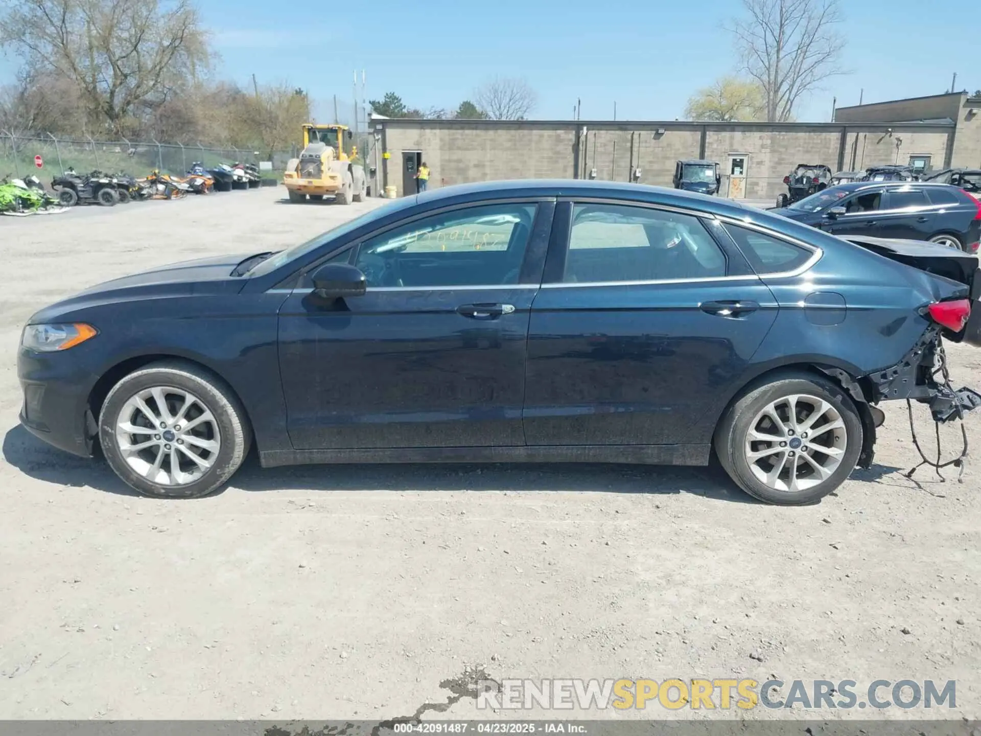 15 fotografías del automóvil dañado 3FA6P0LUXLR105191 FORD FUSION 2020