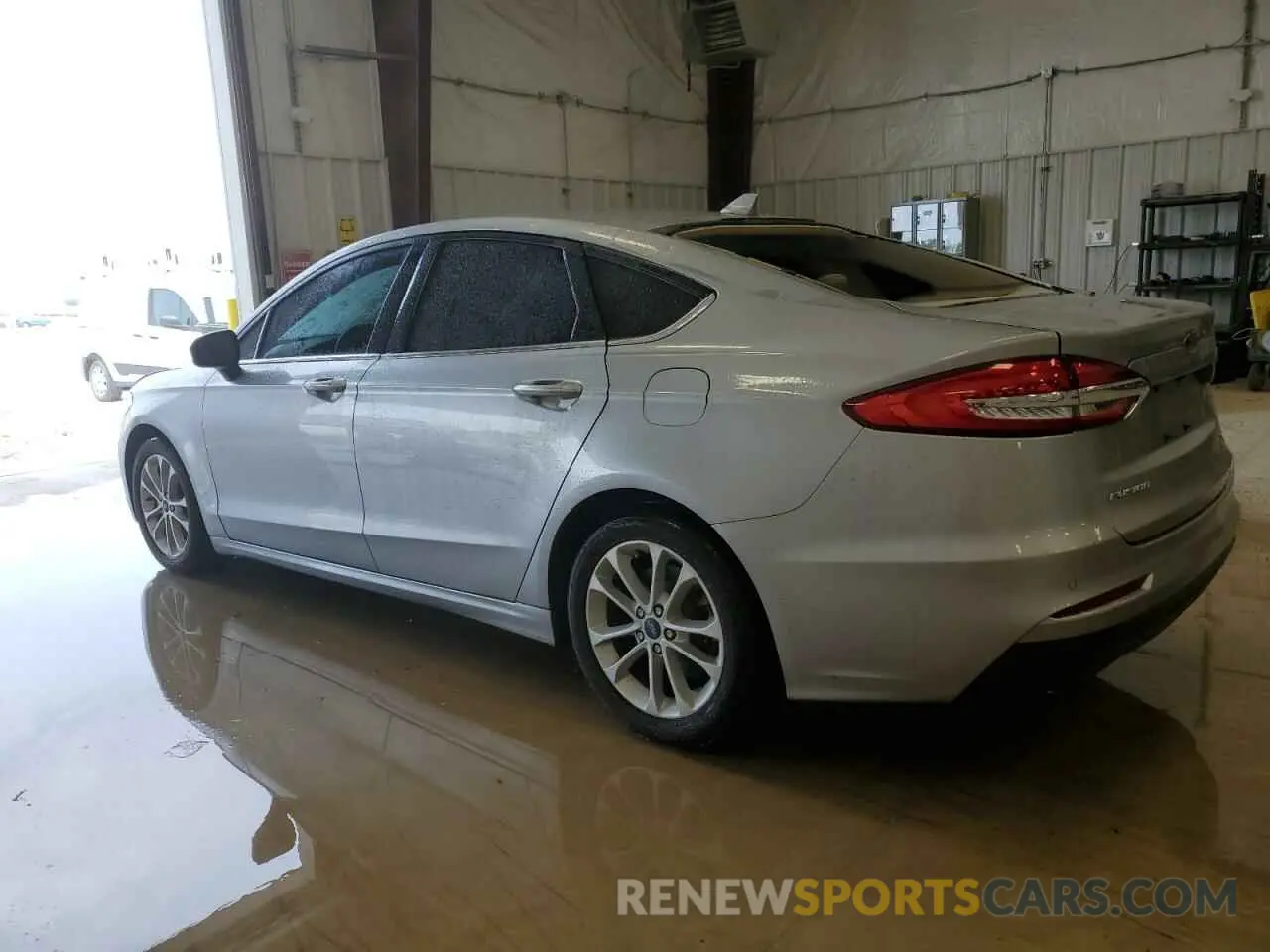 2 fotografías del automóvil dañado 3FA6P0LUXLR194471 FORD FUSION 2020
