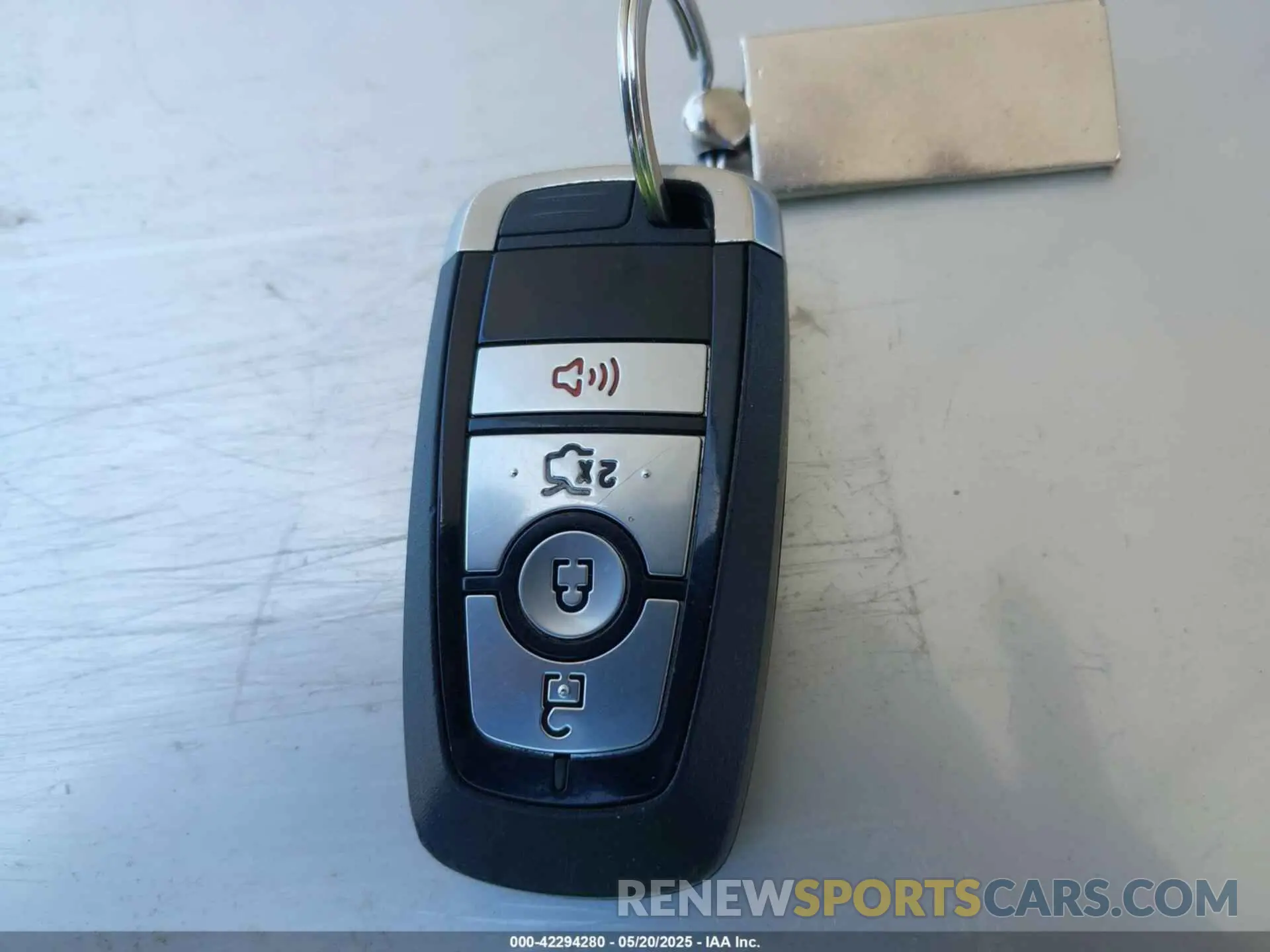 11 fotografías del automóvil dañado 3FA6P0LUXLR253227 FORD FUSION 2020