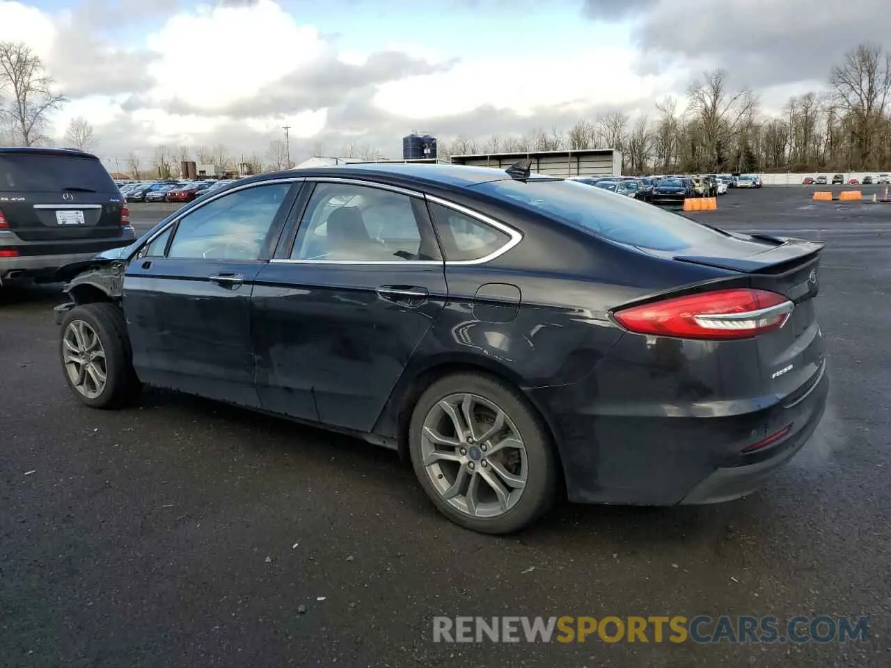 2 fotografías del automóvil dañado 3FA6P0RU3LR157270 FORD FUSION 2020
