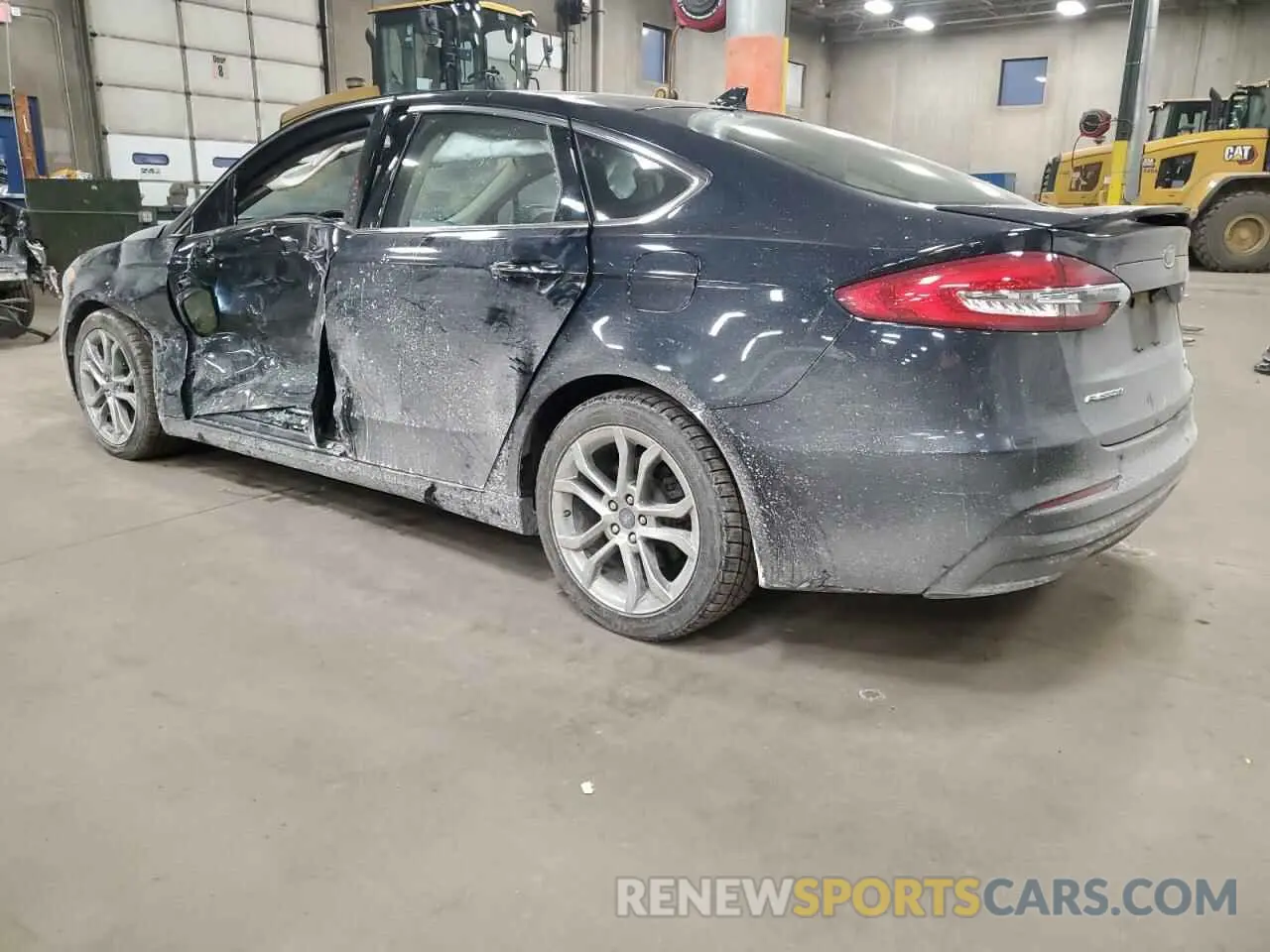 2 fotografías del automóvil dañado 3FA6P0RU3LR233957 FORD FUSION 2020