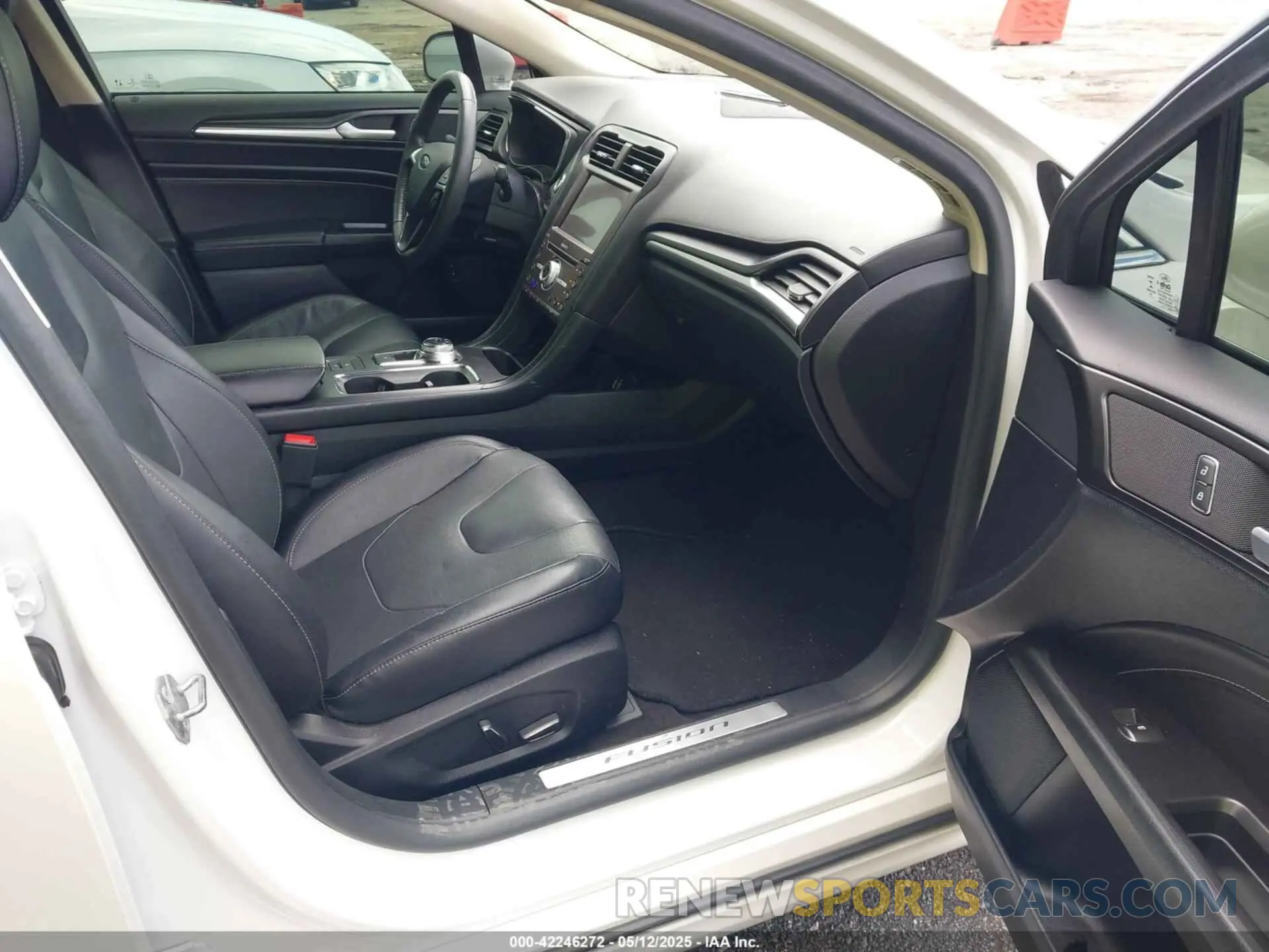 5 fotografías del automóvil dañado 3FA6P0RU6LR234634 FORD FUSION 2020